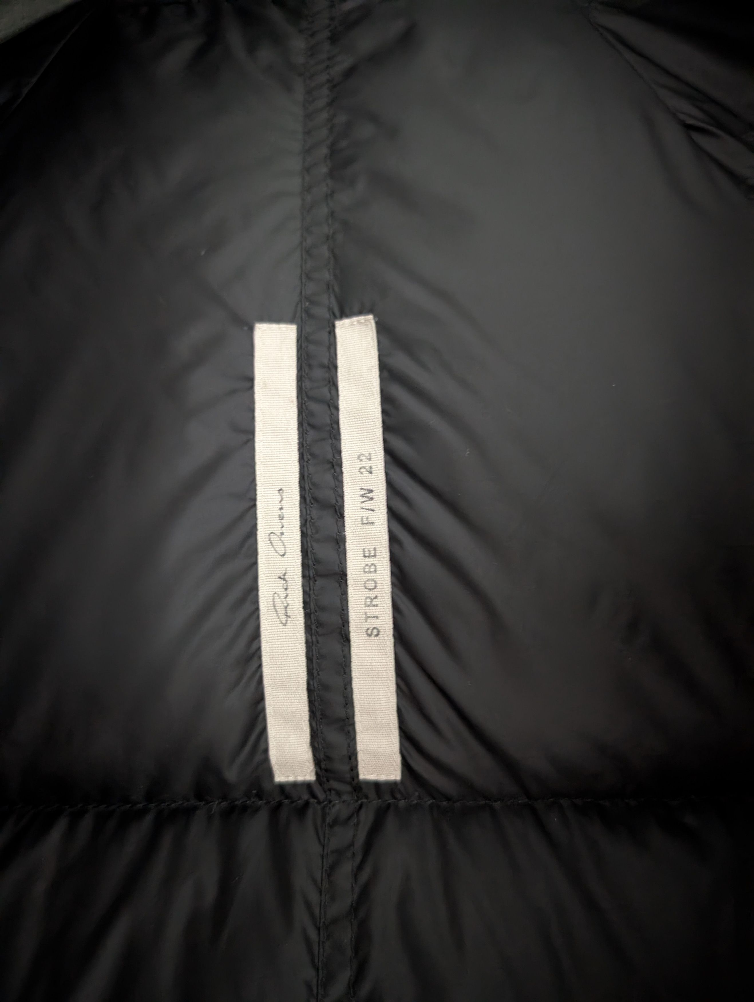 Rick Owens FW22 Cropped Funnel Down Puffer Size US L / EU 52-54 / 3 - 10 Thumbnail