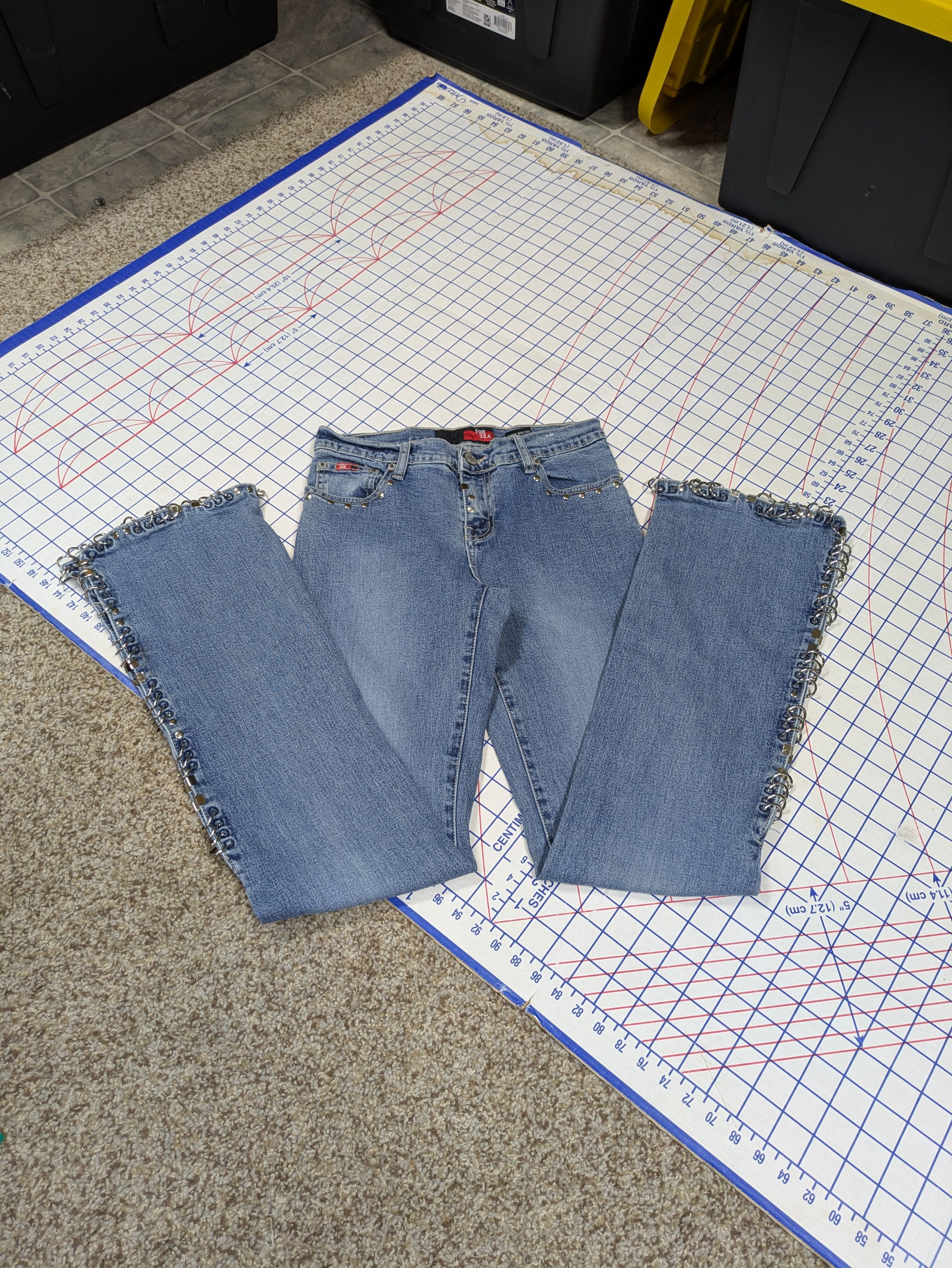 Japanese Brand Vintage Pierced Studded Emo Punk Flared Jeans by Fox size 1 Size 27" / US 4 / IT 40 - 7 Thumbnail