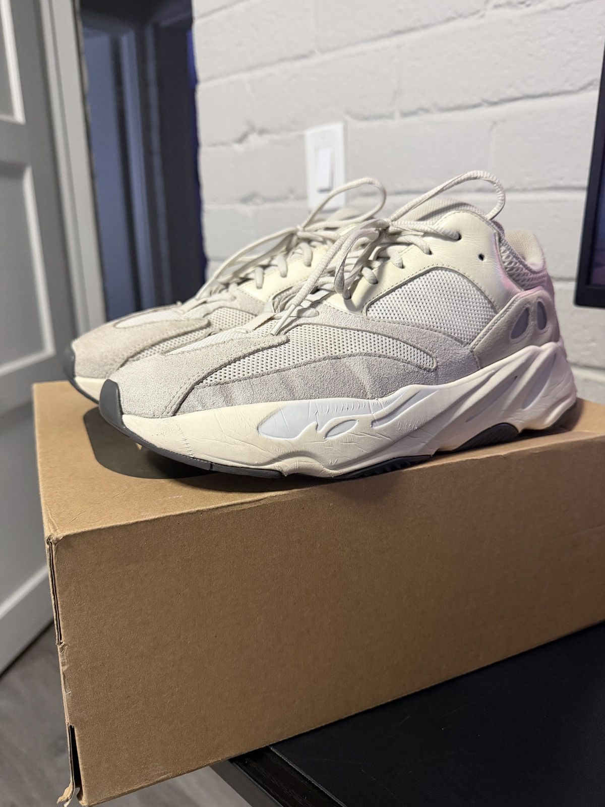 Yeezy Yeezy 700 Analog Size US 12 / EU 45 - 4 Thumbnail