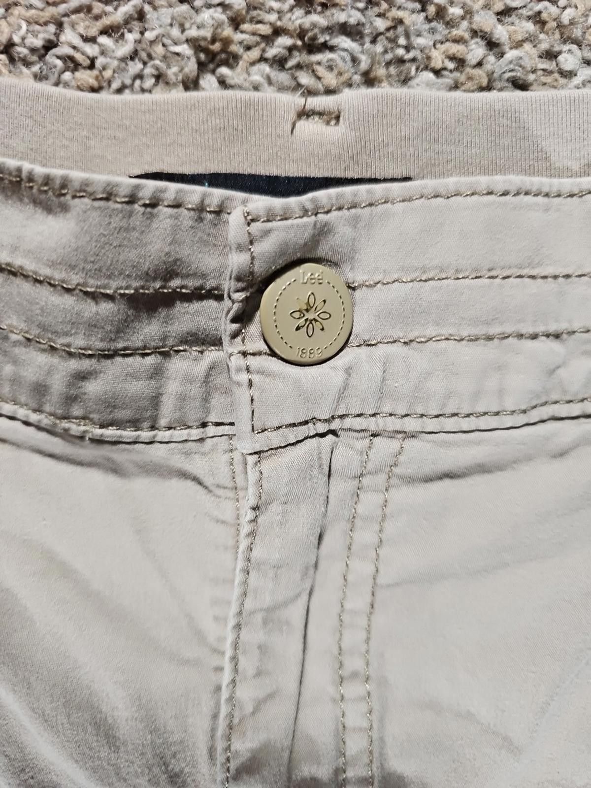 Lee Lee Relaxed Fit 1889 18M Capris Size 30" / US 8 / IT 44 - 2 Thumbnail