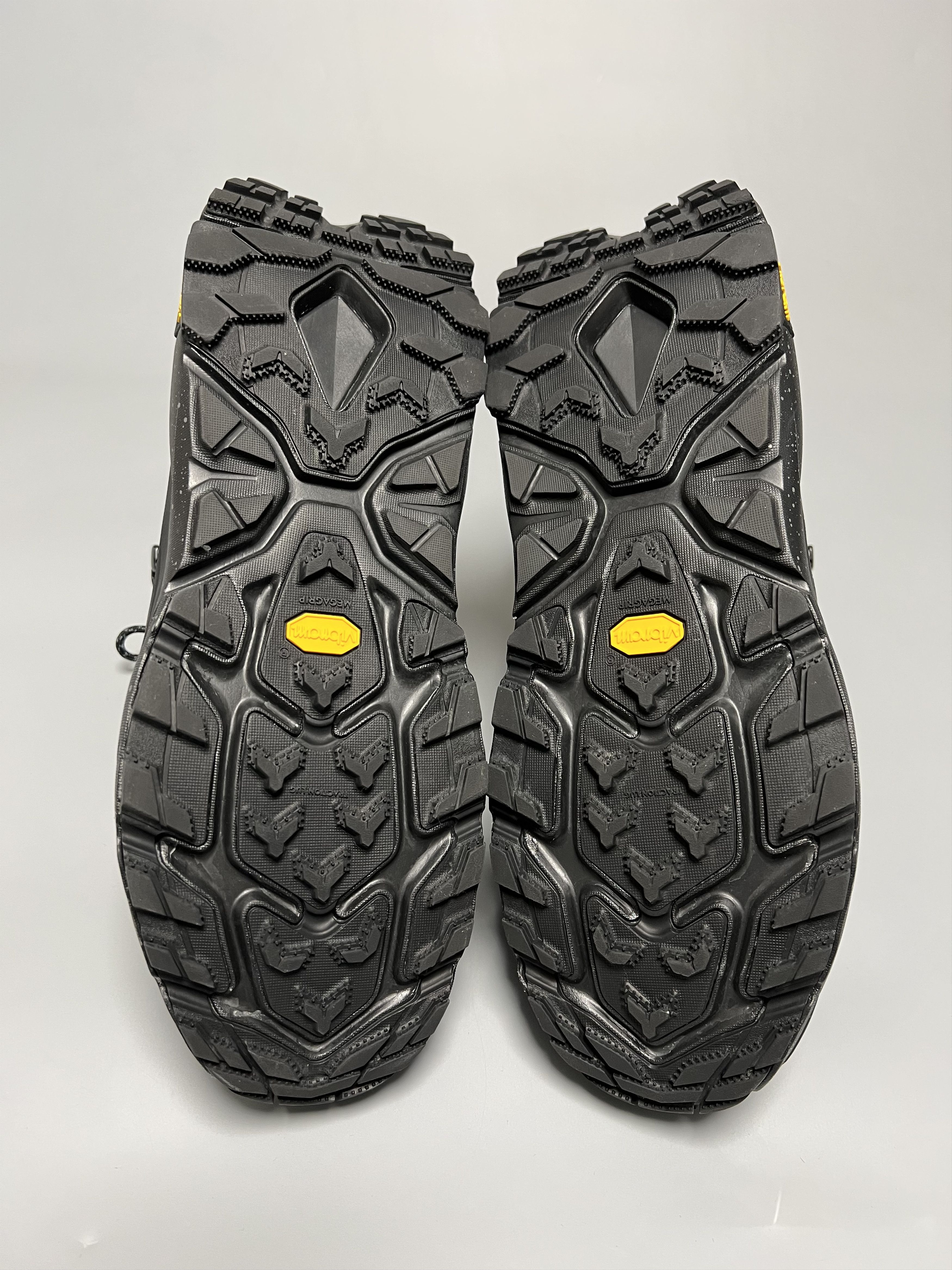 Hoka Hoka One One Kaha 2 Frost GORE-TEX Hiking Shoes 1155194-BBLC Size US 14 / EU 47 - 10 Thumbnail