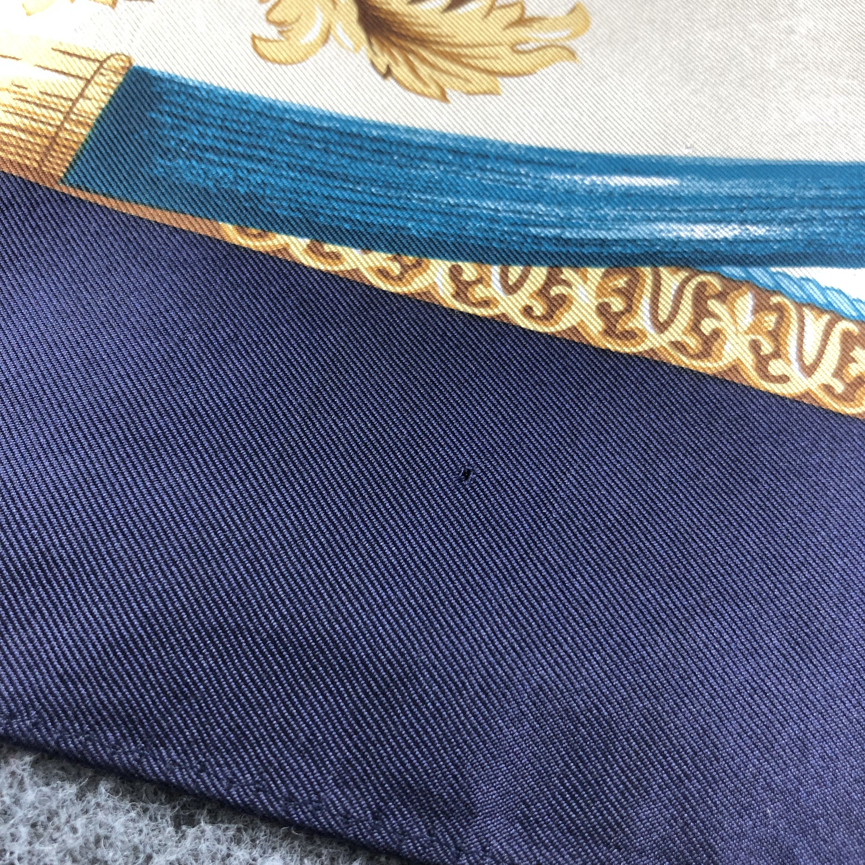 Japanese Brand Intermode Lion Luxury Silk Scarf M686 Size ONE SIZE - 5 Thumbnail