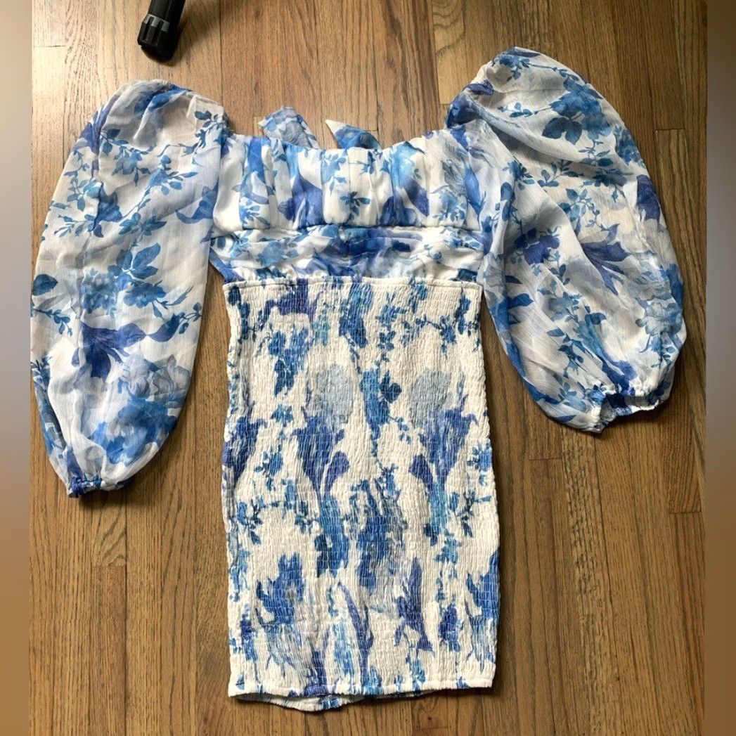 Vintage NWT Hello Molly Dress Blue White Print Short Dress Womens Size 6 White print 6 NWT Hello Molly Dress Blue White Print Short Womens Size 6 Size M / US 6-8 / IT 42-44 - 2 Thumbnail