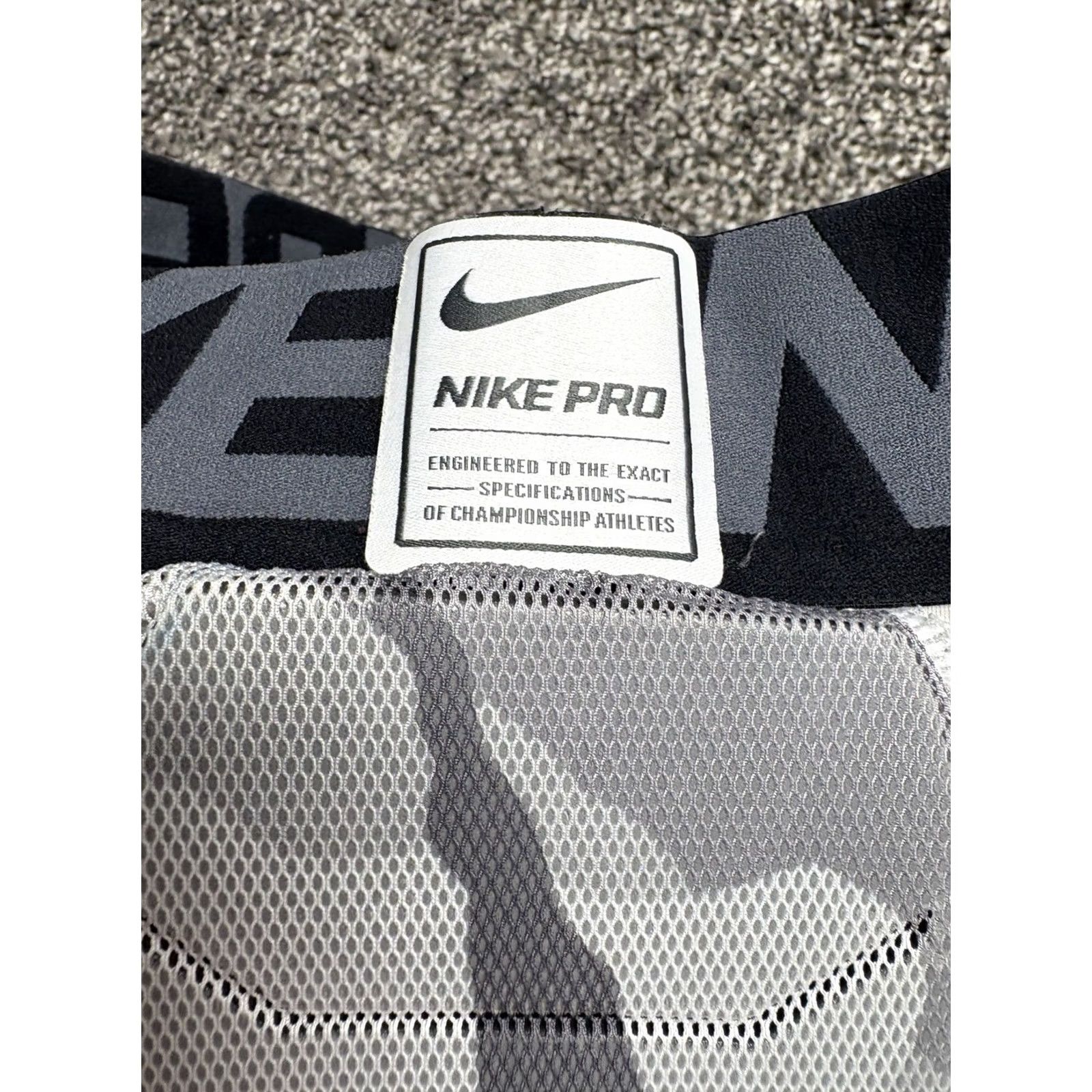Nike Nike Pro Hyperstrong Padded Compression Shorts Mens Large White Size US 33 - 2 Thumbnail