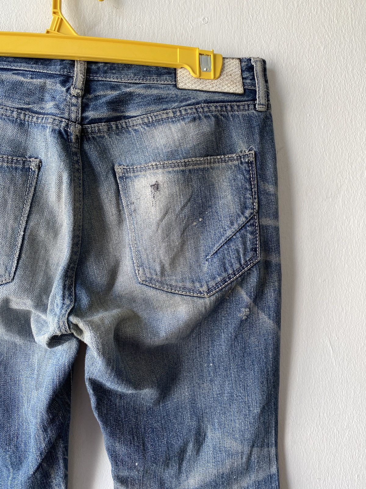GOSTAR DE FUGA × Japanese Brand Japanese Vintage Gostar De Fuga Lighting Washed Denim Size US 31 - 14 Thumbnail