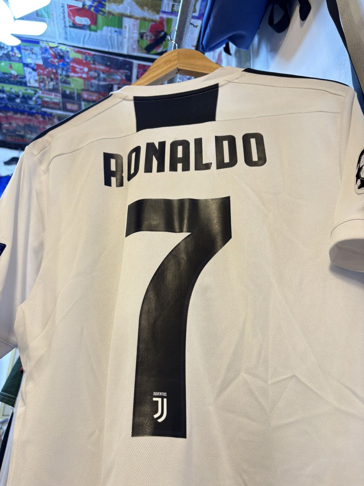 Adidas 2018-2019 Juventus FC CR 7 New with tag Size US M / EU 48-50 / 2 - 2 Thumbnail