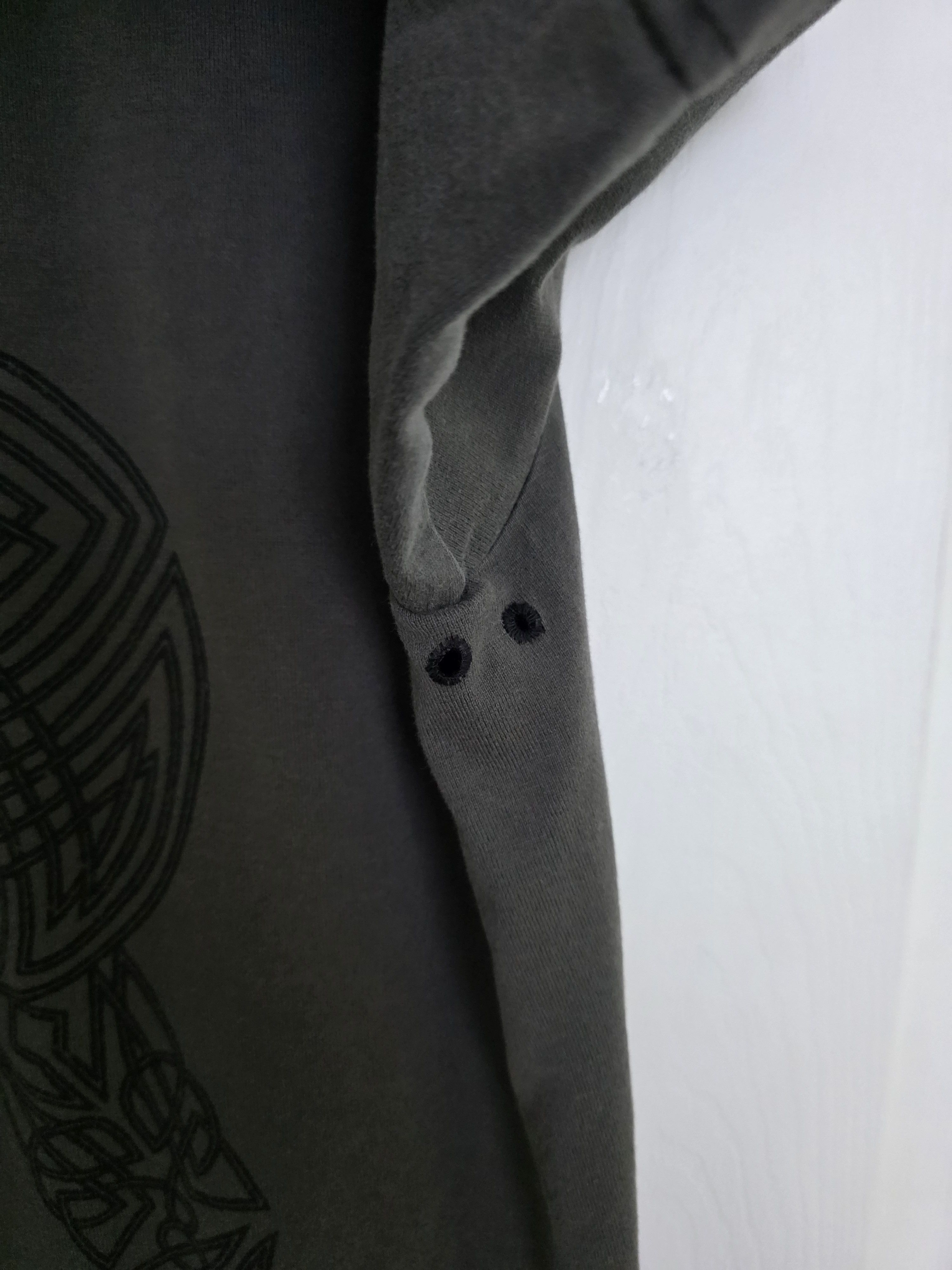 Number (N)ine Number (N)ine AW06 "Noir" Skull & Sword Shirt Sz 3 Size US M / EU 48-50 / 2 - 5 Thumbnail