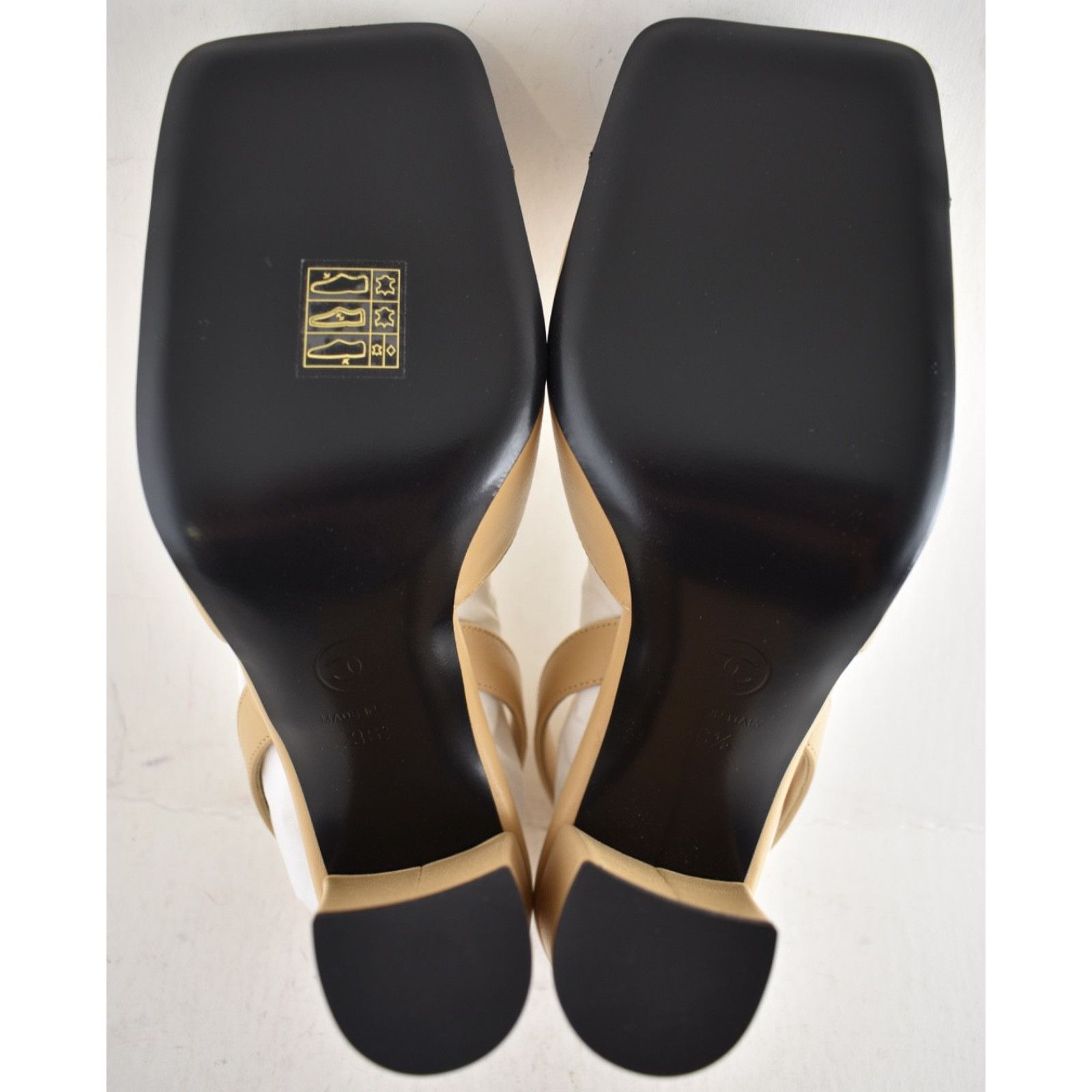 Chanel Chanel 26S Blazy Beige Black Square Toe Slingback Pump 36.5 Size US 5.5 / IT 35.5 - 17 Thumbnail