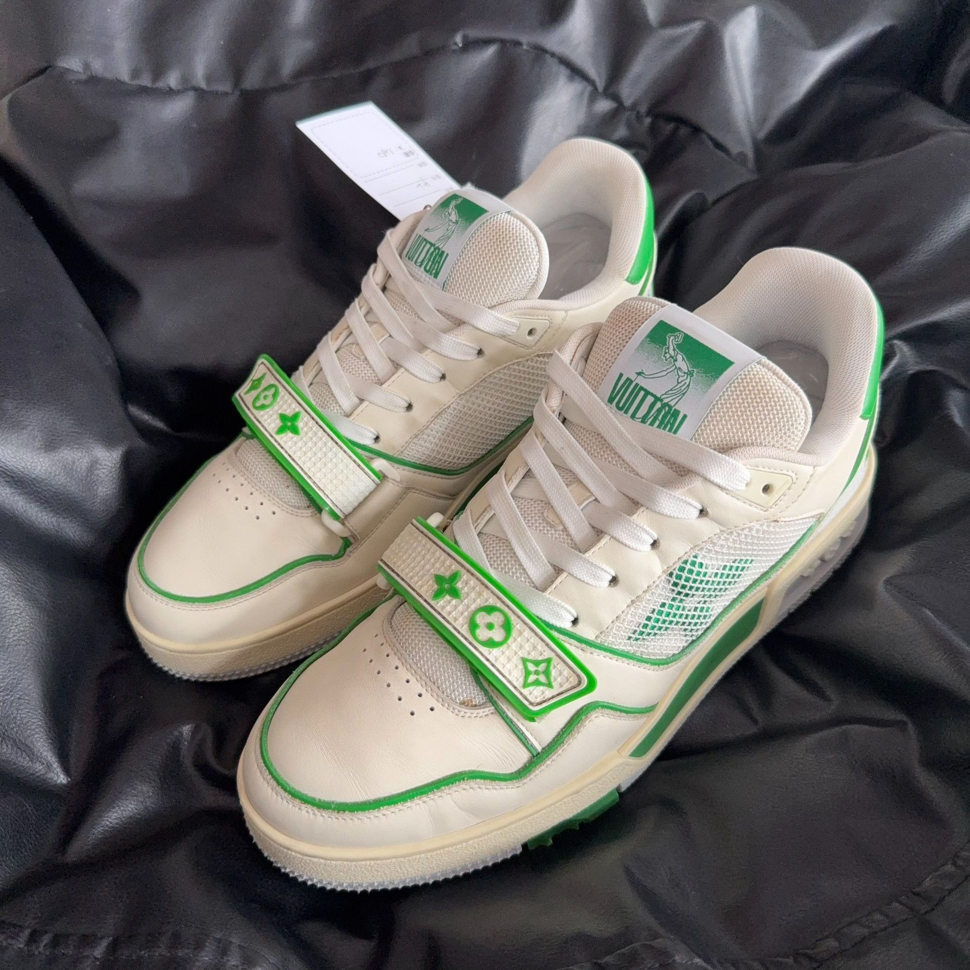 Louis Vuitton Louis Vuitton Training Green Lowtop Sneakers 41.5 Men Size US 9 / EU 42 - 1 Thumbnail