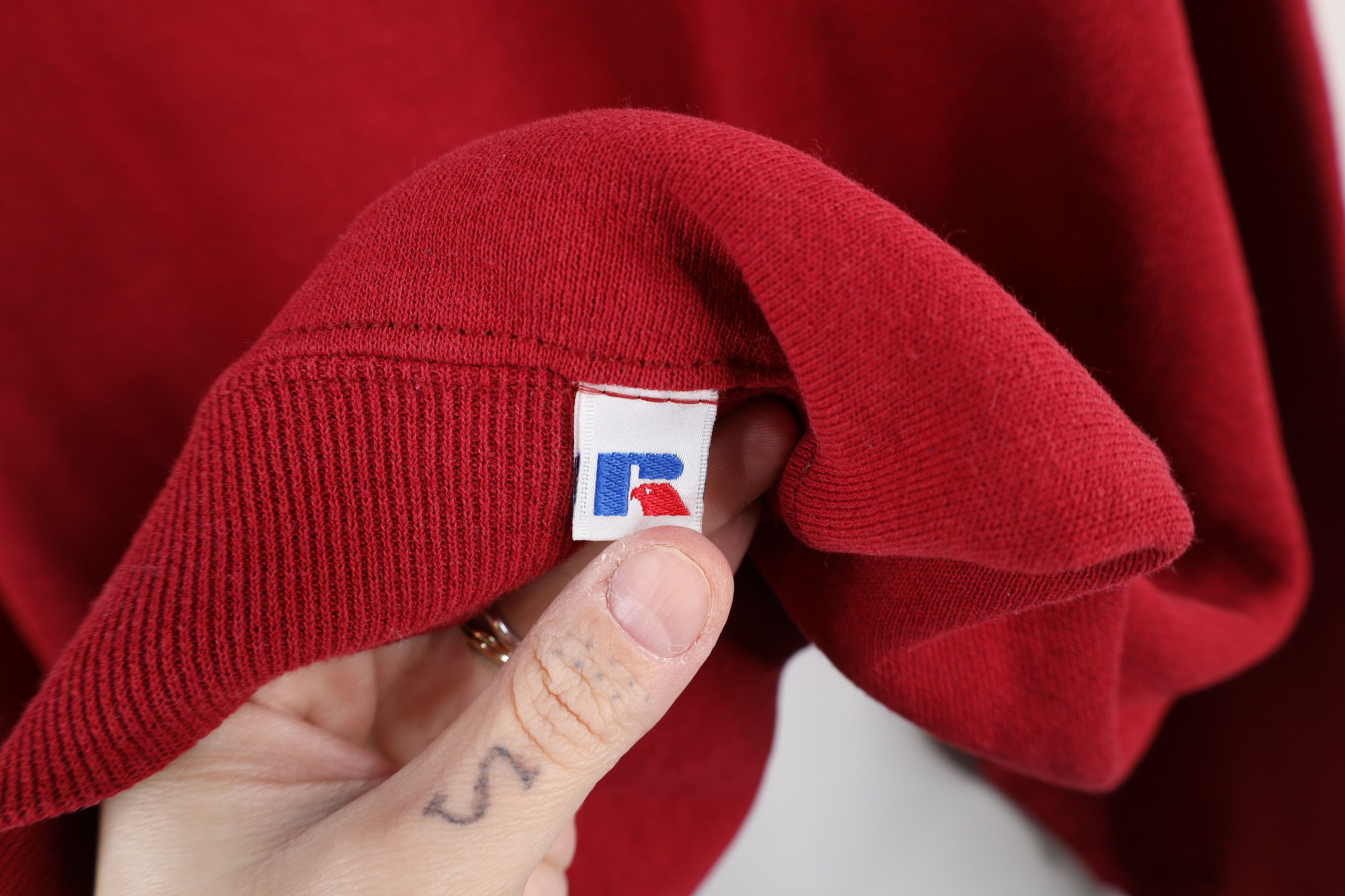 Russell Athletic × Vintage Vintage 90s Russell Athletic Blank Crewneck Sweatshirt Red Size US XXL / EU 58 / 5 - 4 Thumbnail