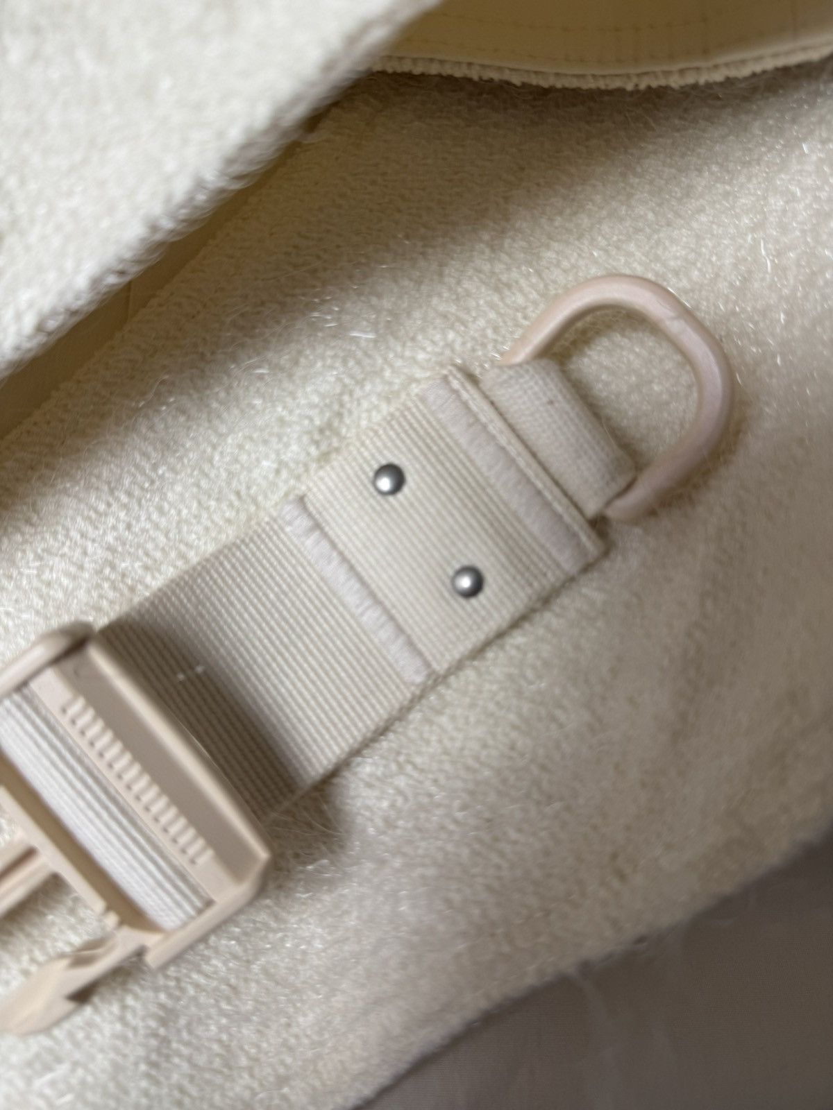Rick Owens Rick Owens FW18 Sisyphus Archival Cross-Cargo Belt - Milk Size 27" / US 4 / IT 40 - 5 Thumbnail