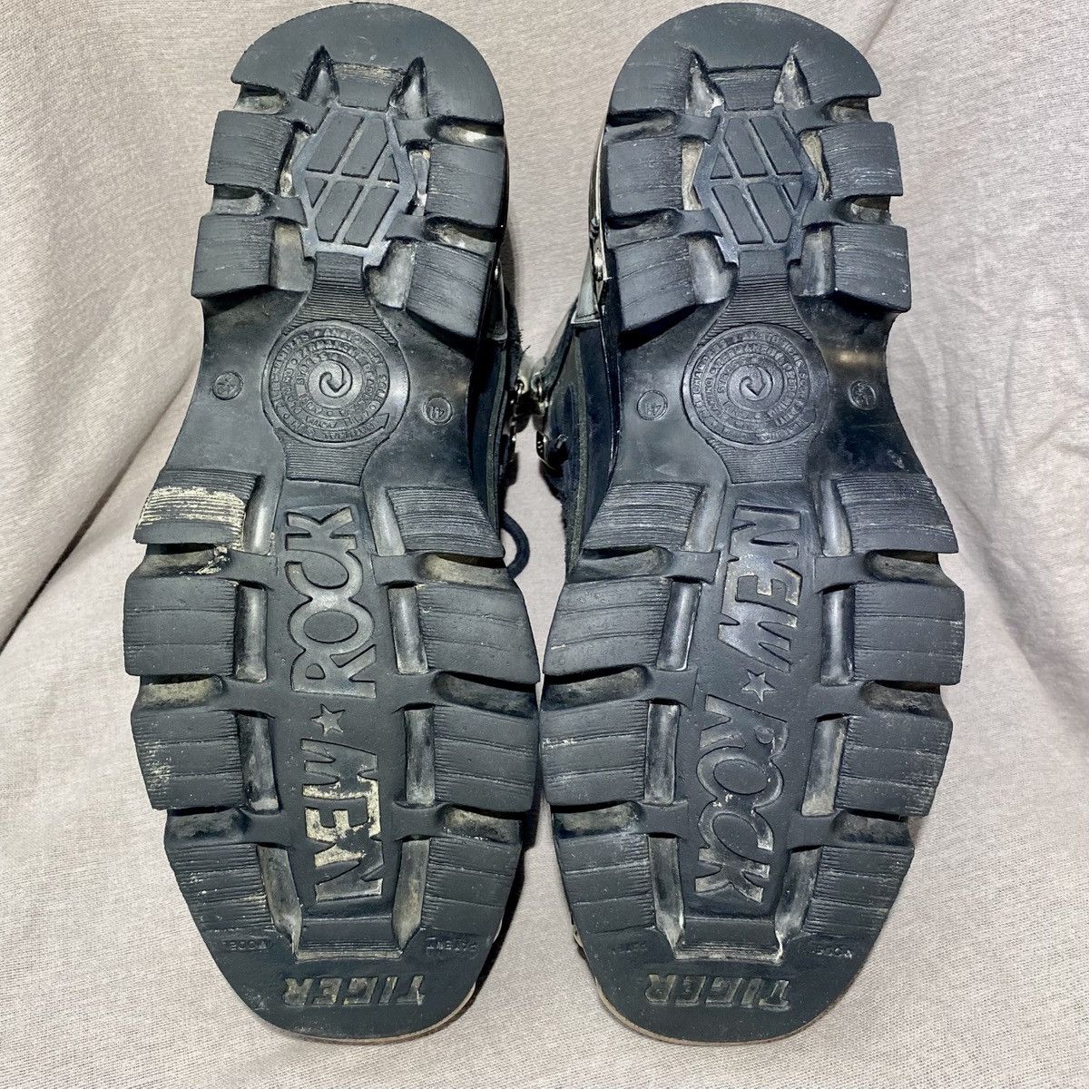 New Rock Vintage New Rock Tiger Series Silver & Metallic Black Size US 10 / IT 40 - 3 Thumbnail
