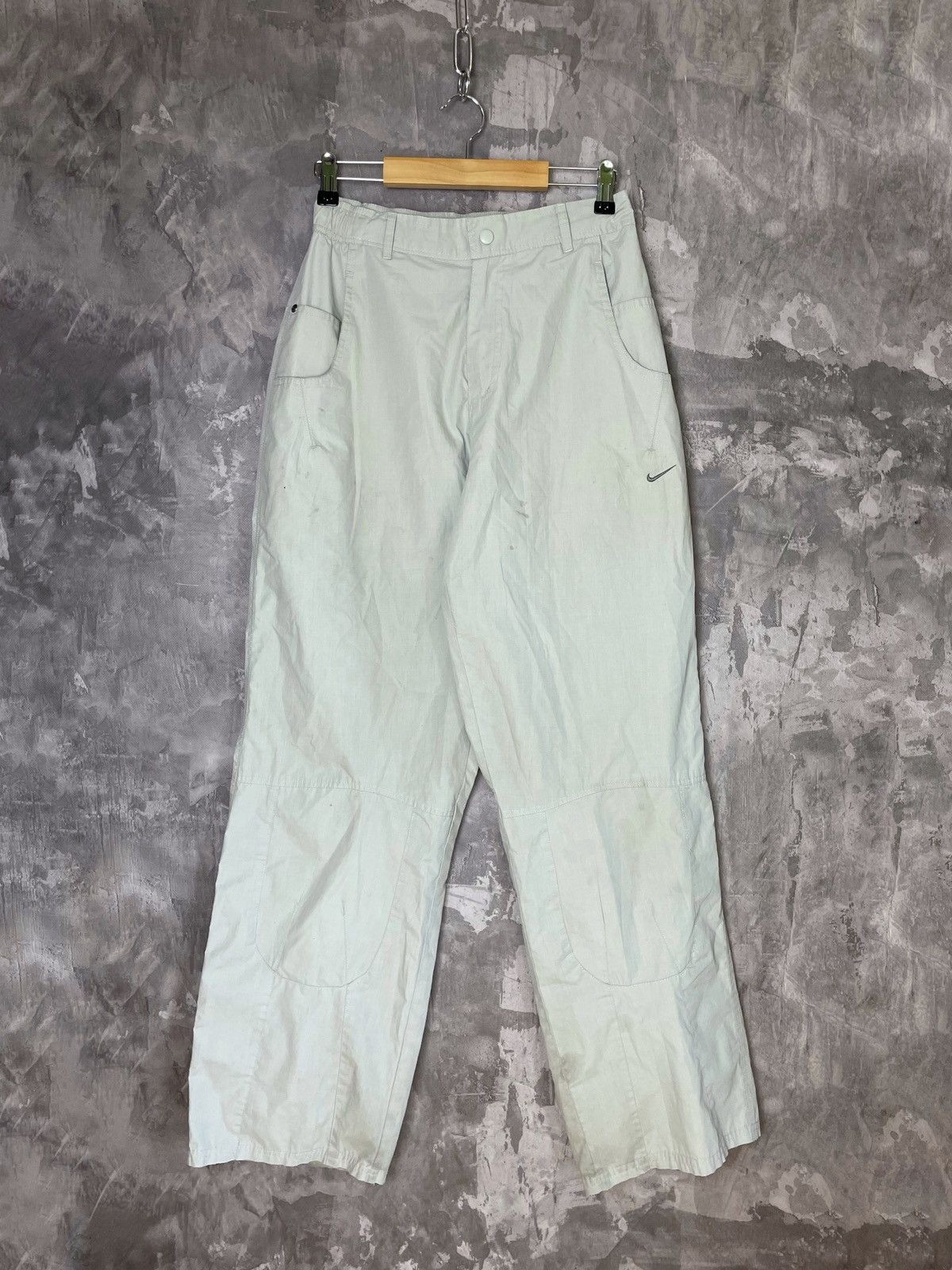 Nike Vintage Nike Y2K Cargo Baggy Parachute Pants Size 30" / US 8 / IT 44 - 1 Thumbnail