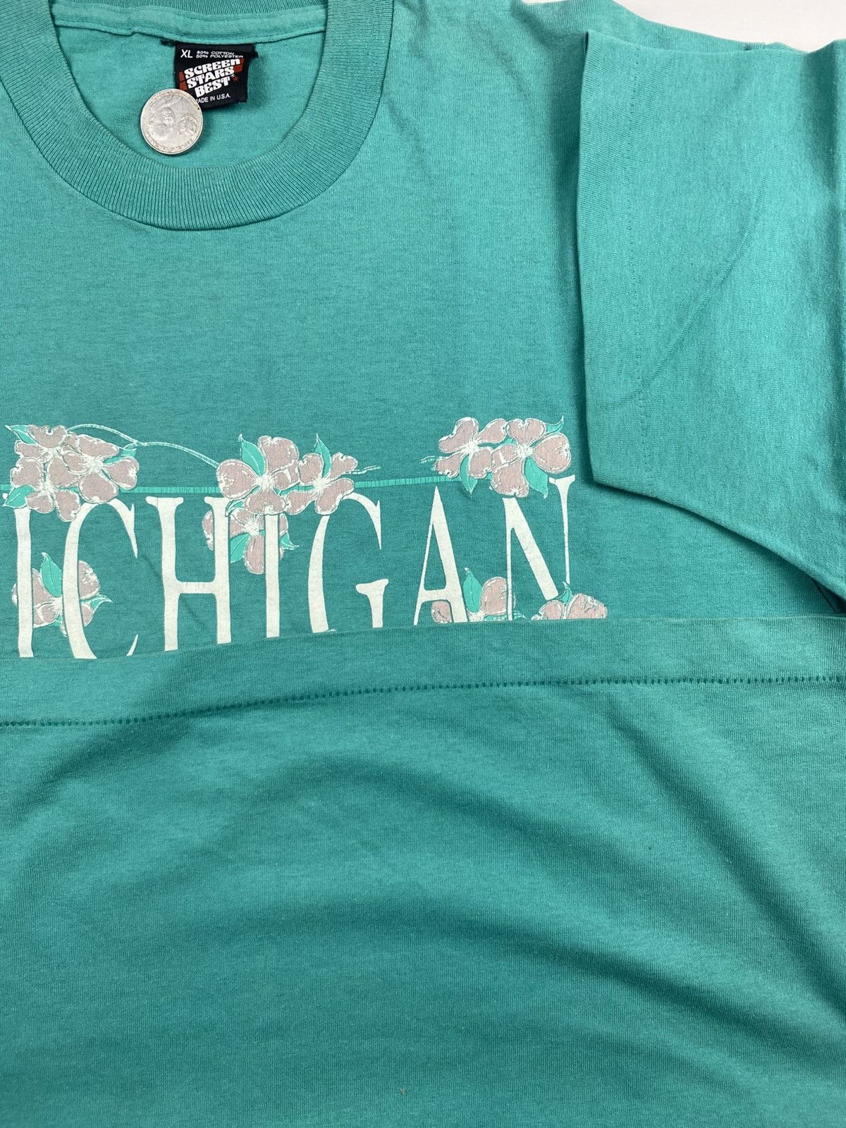 Vintage Vintage Art Hawaii Michigan 90s Tshirt Size US XL / EU 56 / 4 - 3 Thumbnail