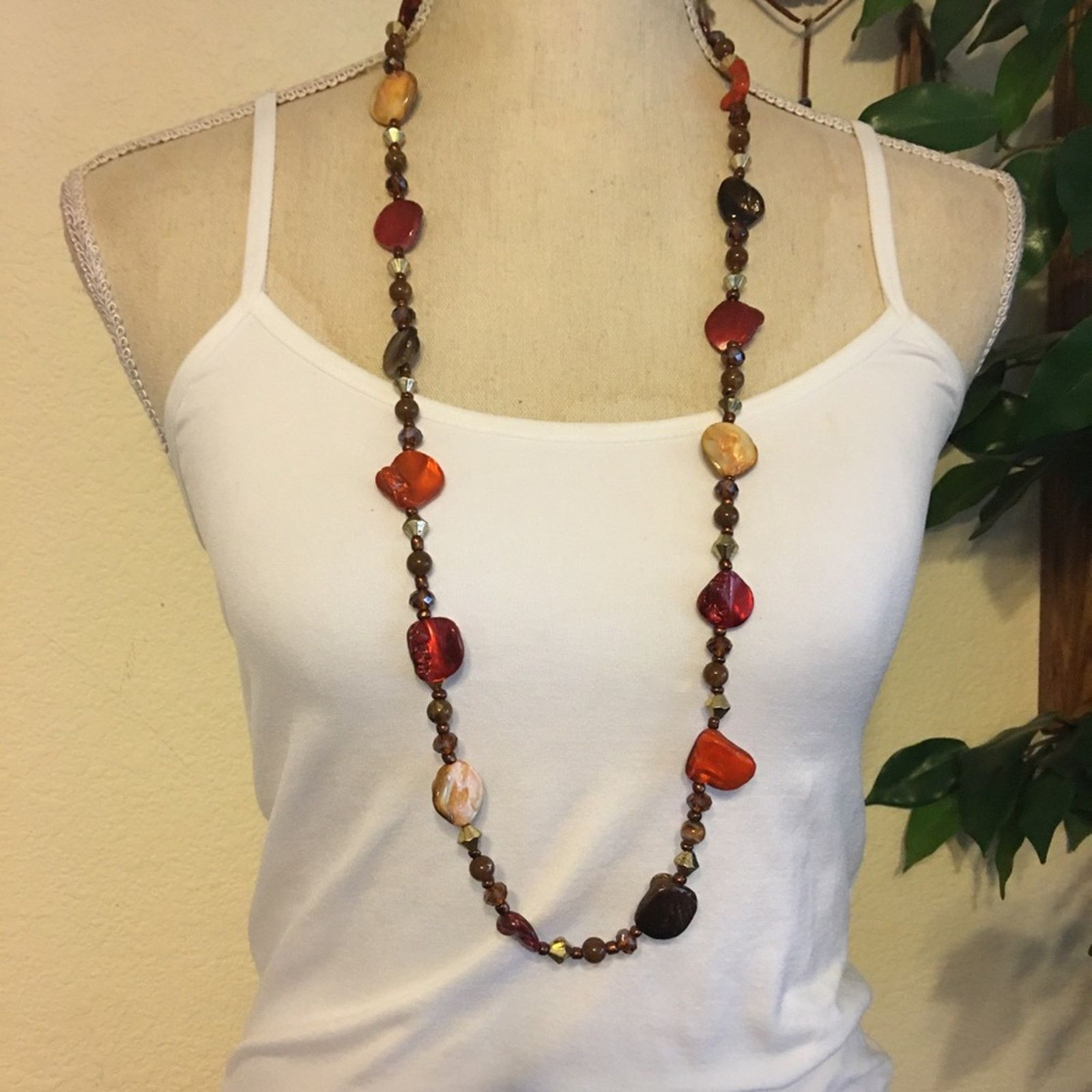 Vintage Vintage fall tone painted natural shell necklace Size ONE SIZE - 3 Thumbnail