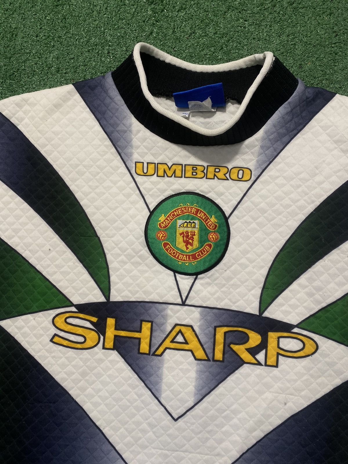 Umbro 1996-97 Manchester United Goalkeeper Shirt Schmeichel Size US L / EU 52-54 / 3 - 3 Thumbnail