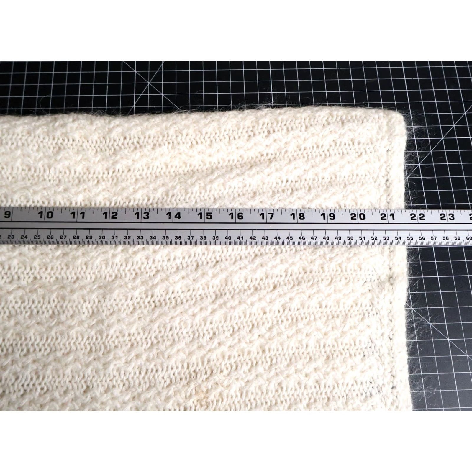 Vintage Reference Point Ivory Mohair Silk Sweater Women Medium Crew Neck Long Sleeve Pullover Knit Vintage 80s 90s Lightweight Casual Womens Size M / US 6-8 / IT 42-44 - 6 Thumbnail