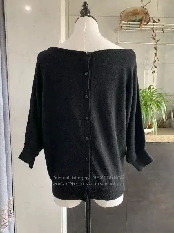 Burberry Burberry Black Wool Crew Neck Women's Knit Sweater. Size M / US 6-8 / IT 42-44 - 4 Thumbnail