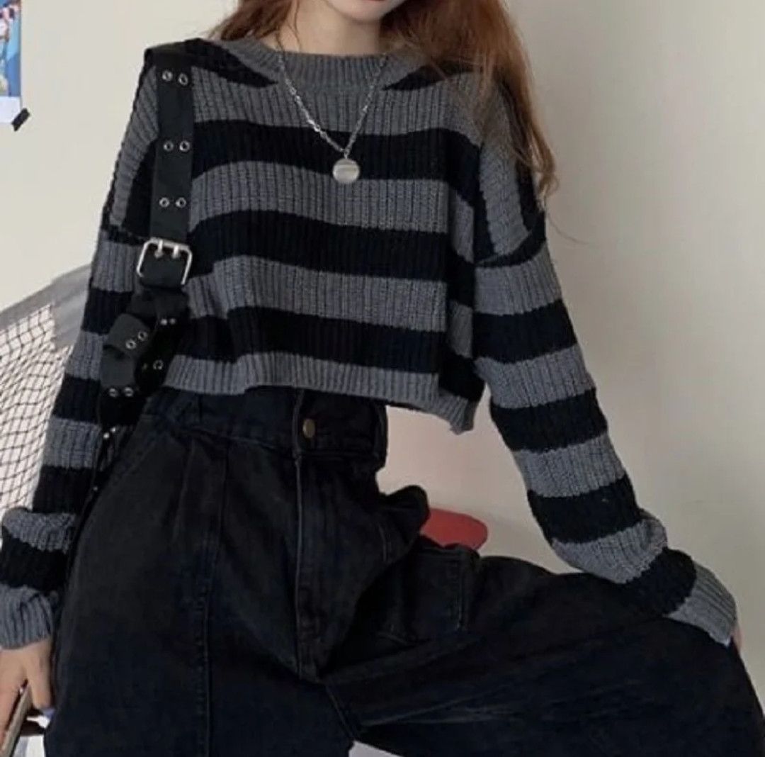 Japanese Brand × Vintage Y2K Vtg Design Cropped Sweater Knitted Stripe Grunge Ladies Size M / US 6-8 / IT 42-44 - 1 Thumbnail
