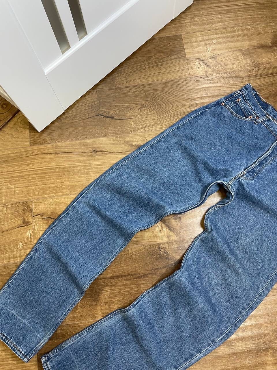 Levi's Vintage Levi’s 501 Red Tab Made in UK Blue Stonewashed Jeans Size US 36 / EU 52 - 4 Thumbnail