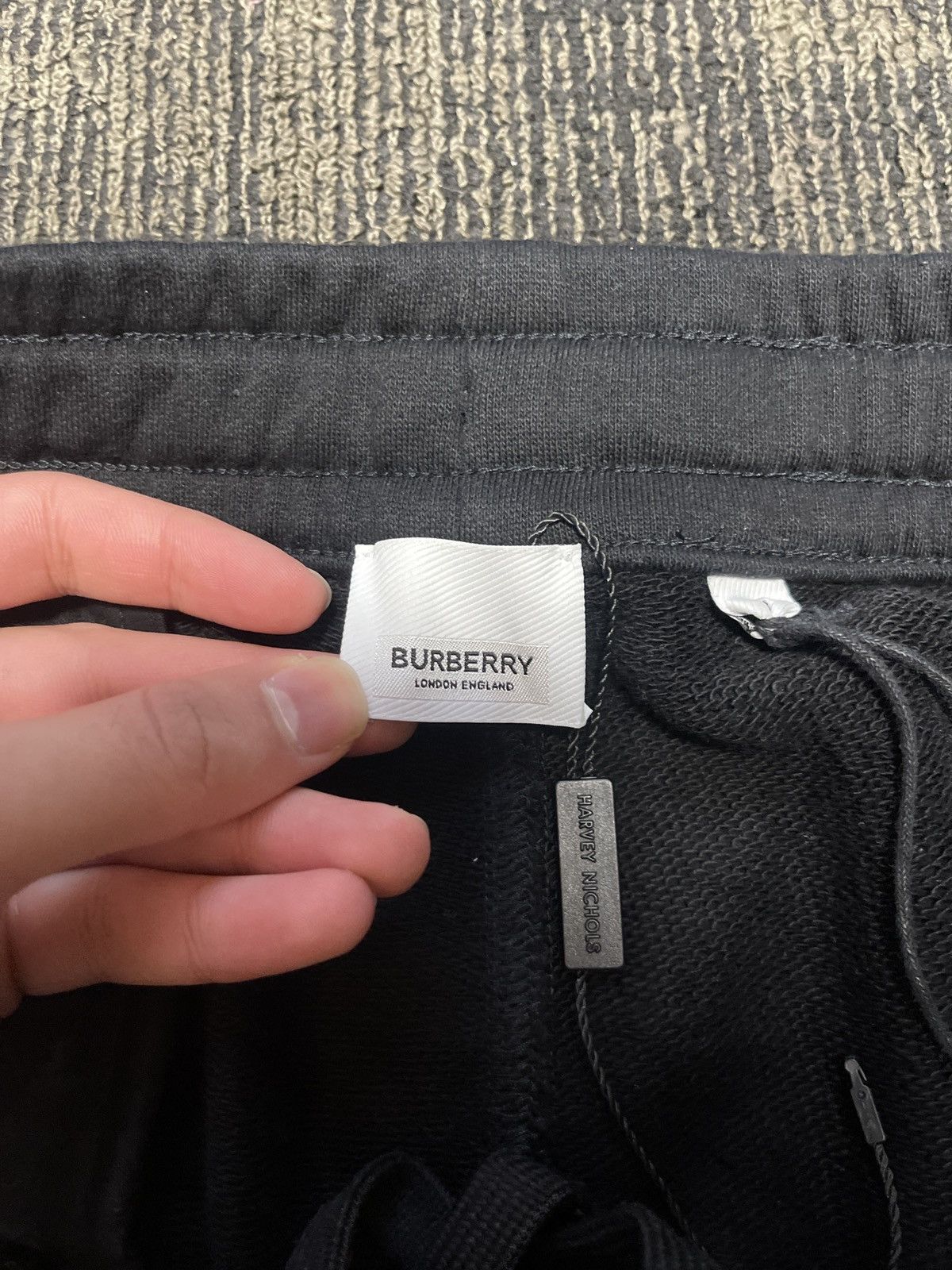 Burberry Black Burberry Emblem Sweatpants Size US 30 / EU 46 - 3 Thumbnail