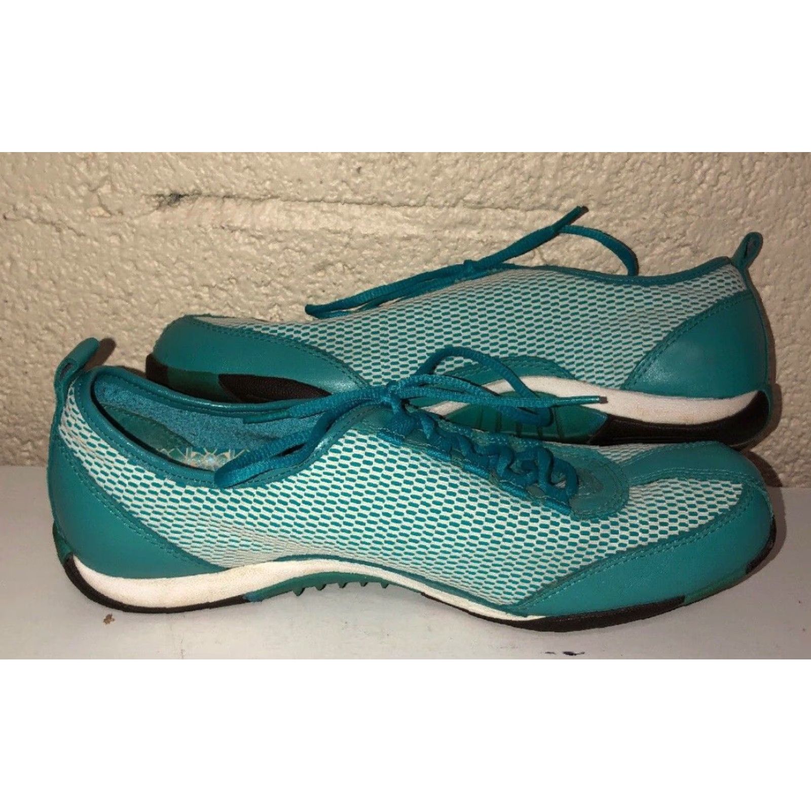Merrell MERRELL Samba Walking Sneakers Oxford Womens Size 8 Turquoise White Athletic Fashion Size US 8 / IT 38 - 4 Thumbnail