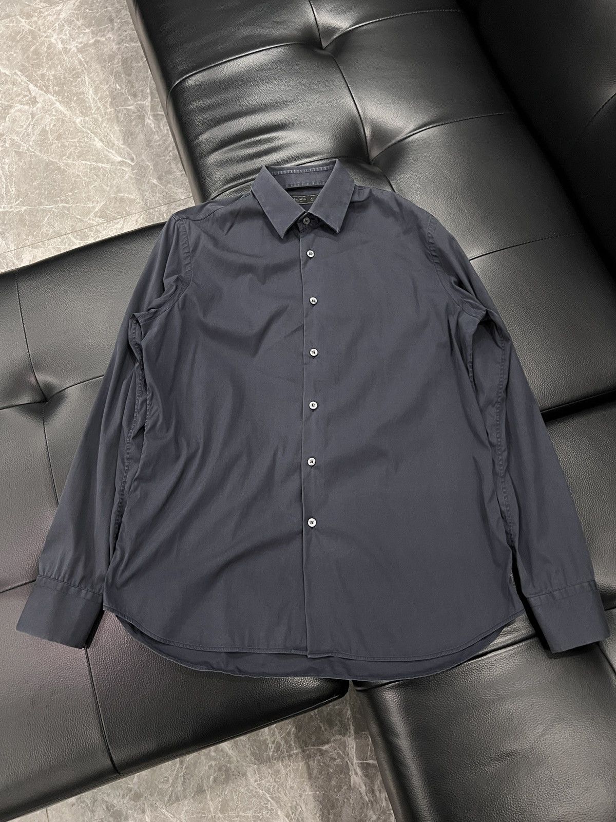 Prada Prada 2018 Solid Color Shirt Size US XS / EU 42 / 0 - 1 Thumbnail