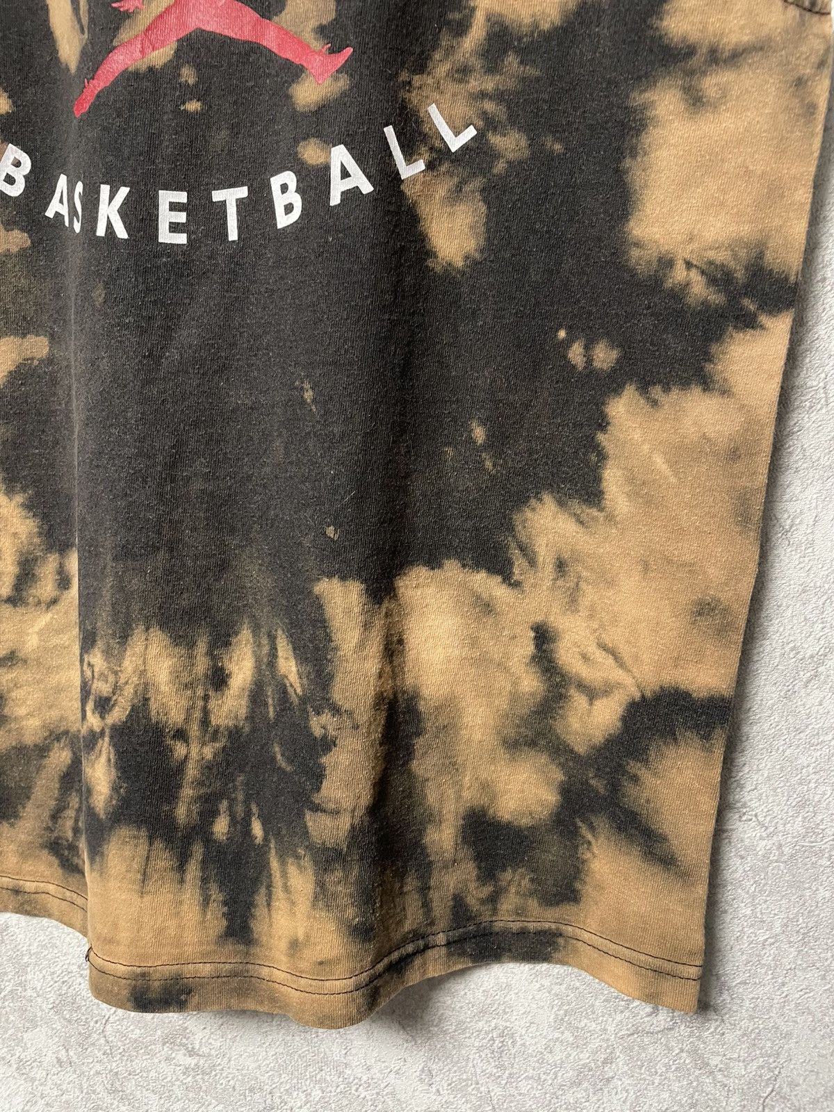Nike Vintage 90s Nike Jordan Jampman Basketball Tie Dye Tank Top Size US M / EU 48-50 / 2 - 14 Thumbnail