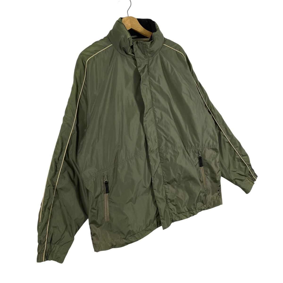 Billabong Vintage Billabong Windbreaker Zipper/Button Jacket Size US M / EU 48-50 / 2 - 3 Thumbnail