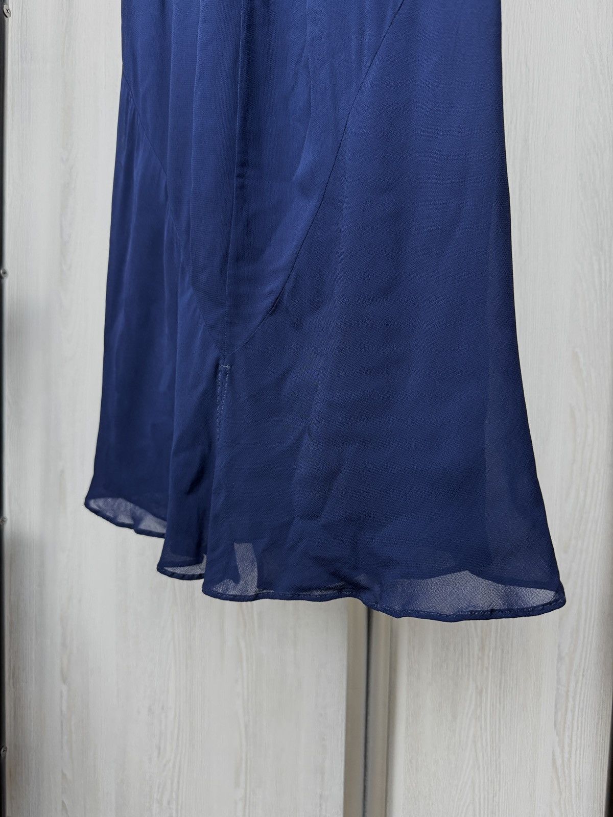 Alberta Ferretti Philosophy by Alberta Ferretti navy blue silk maxi skirt Size 28" / US 6 / IT 42 - 4 Thumbnail