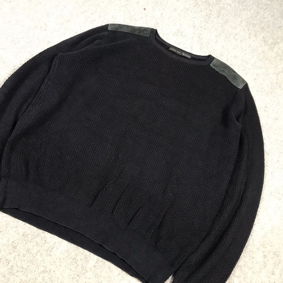 Japanese Brand JAPANESE STYLE ZARA LEATHER SHOULDER SWEATSHIRT Size US L / EU 52-54 / 3 - 5 Thumbnail