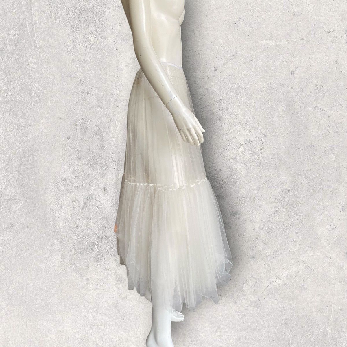Dior Christian Dior Mesh Tulle Skirt Size 26" / US 2 / IT 38 - 4 Thumbnail