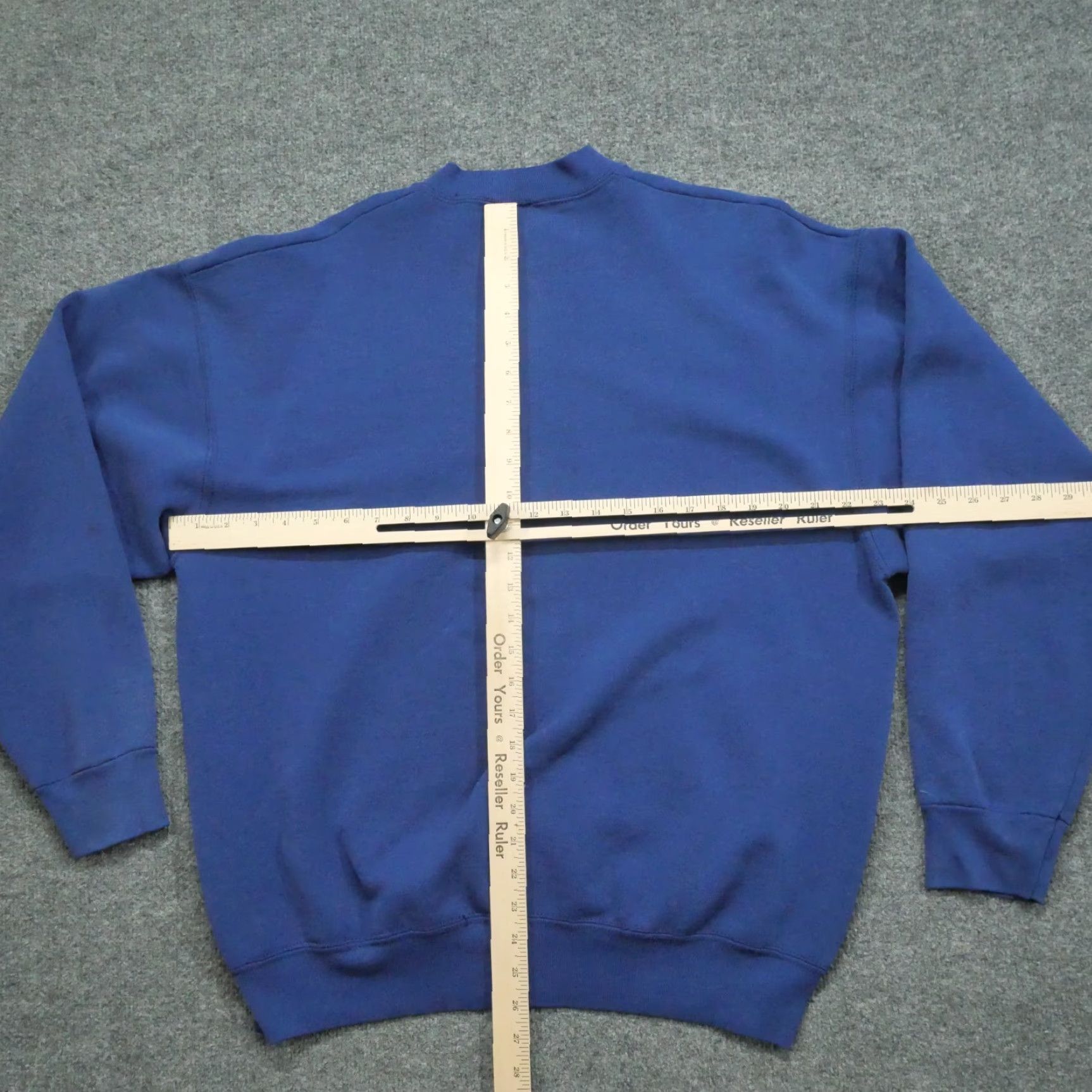 Vintage VINTAGE Sweatshirt Mens XL Blue Pullover 90s Cotton Fleece Logo Crew Neck Regular 7/10 Brand Vintage Size US XL / EU 56 / 4 - 7 Thumbnail