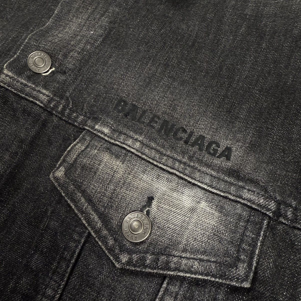 Balenciaga Balenciaga Jeans Jacket Oversized Size US L / EU 52-54 / 3 - 4 Thumbnail