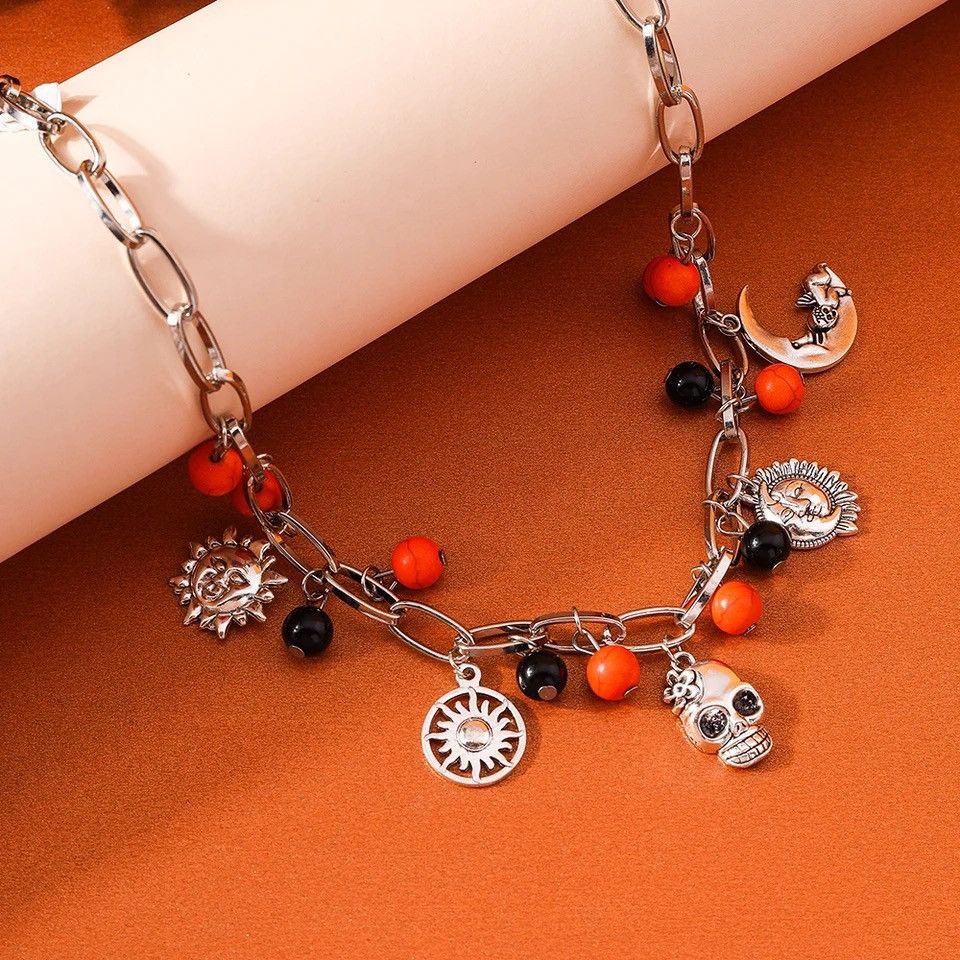 Vintage Retro Halloween Moon Skull Necklace Size ONE SIZE - 5 Thumbnail