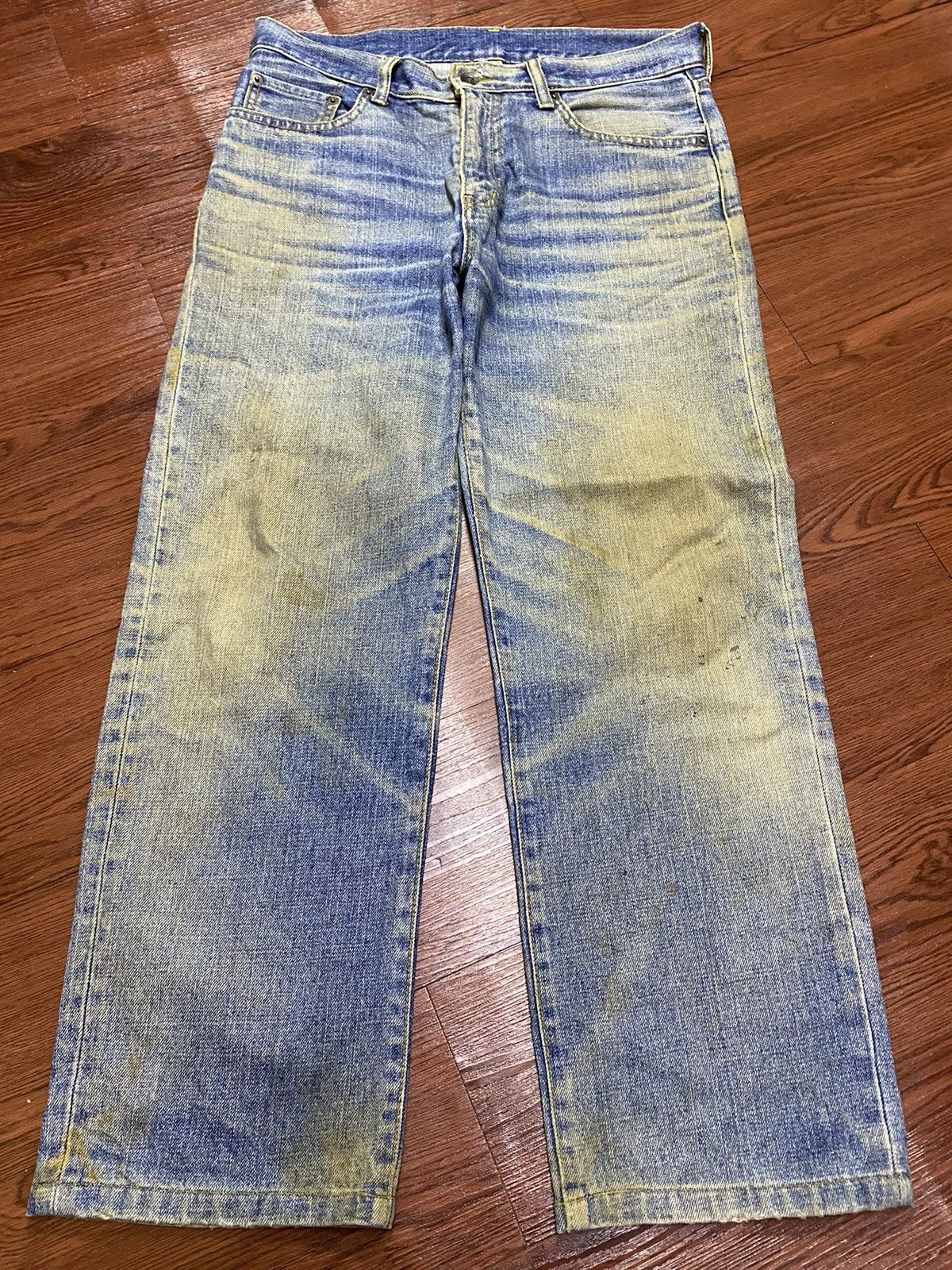 Japanese Brand Vintage Japanese Brands Uniqlo Crazy Mud Wash Loose Jeans Size US 32 / EU 48 - 1 Thumbnail