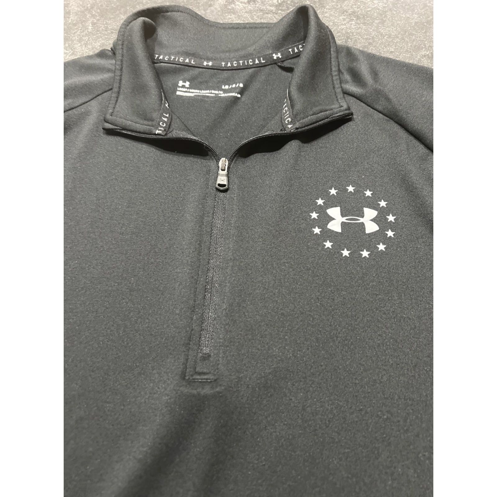 Under Armour Under Armour HeatGear Quarter Zip Athletic Shirt L Men Black Long Sleeve Activewear Mens Size US L / EU 52-54 / 3 - 3 Thumbnail