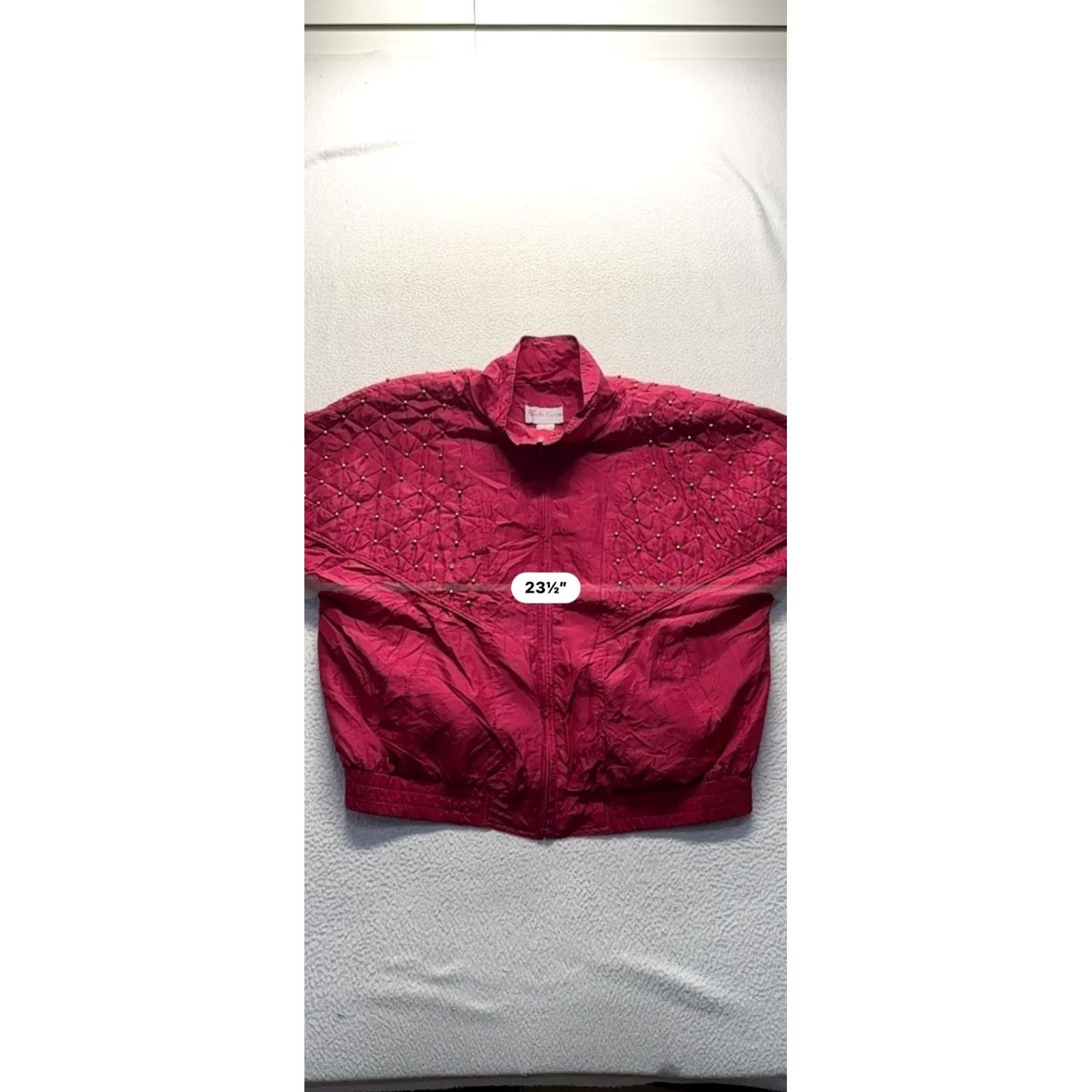 Vintage Rhoda Lynne Quilted Silk Bomber Jacket Womens L Magenta Quilted Gold Stud Embellishments All Season Vintage? Size L / US 10 / IT 46 - 7 Thumbnail