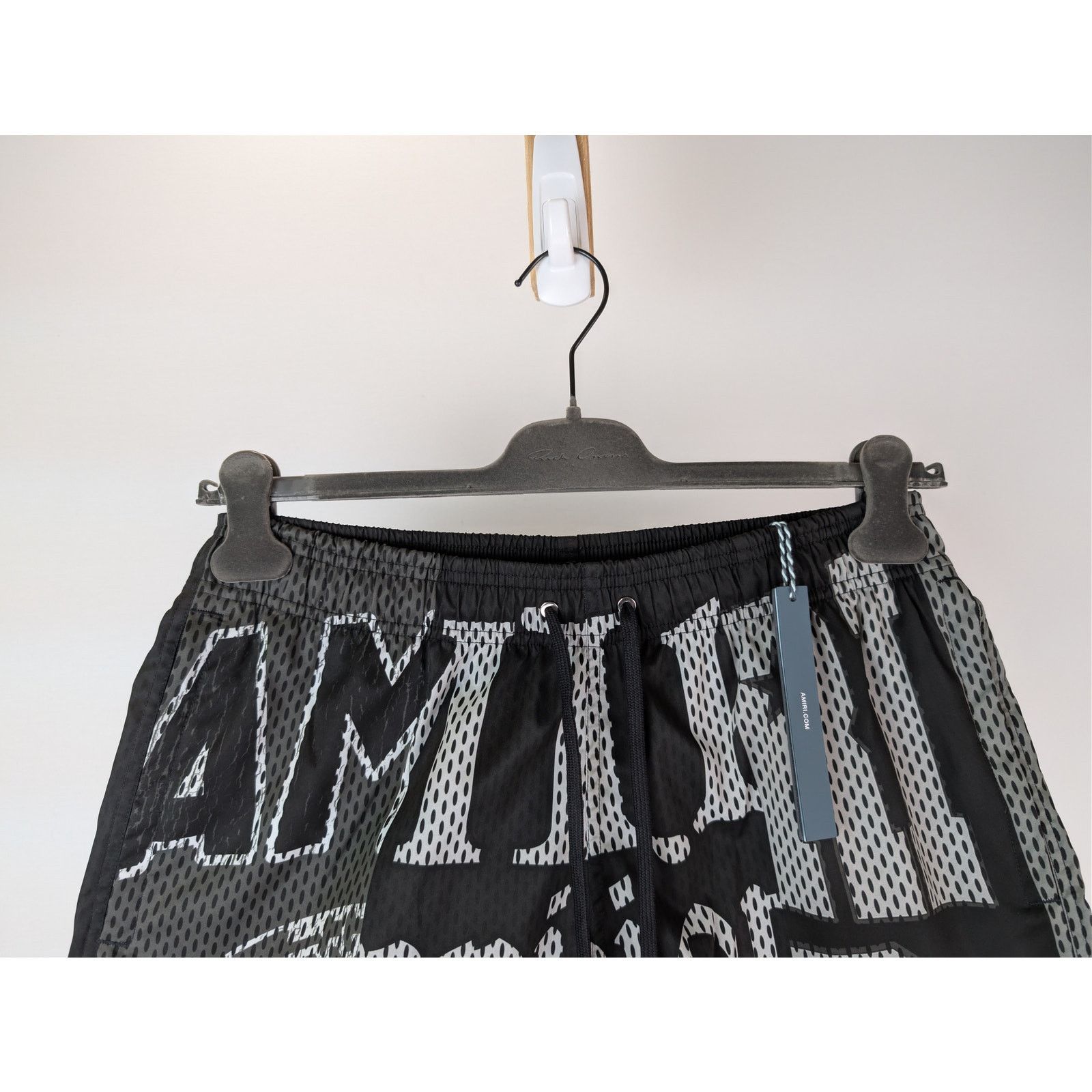 Amiri o1rshd1 Q:2 / Spliced Swim Trunk Shorts in Black Size US 32 / EU 48 - 3 Thumbnail