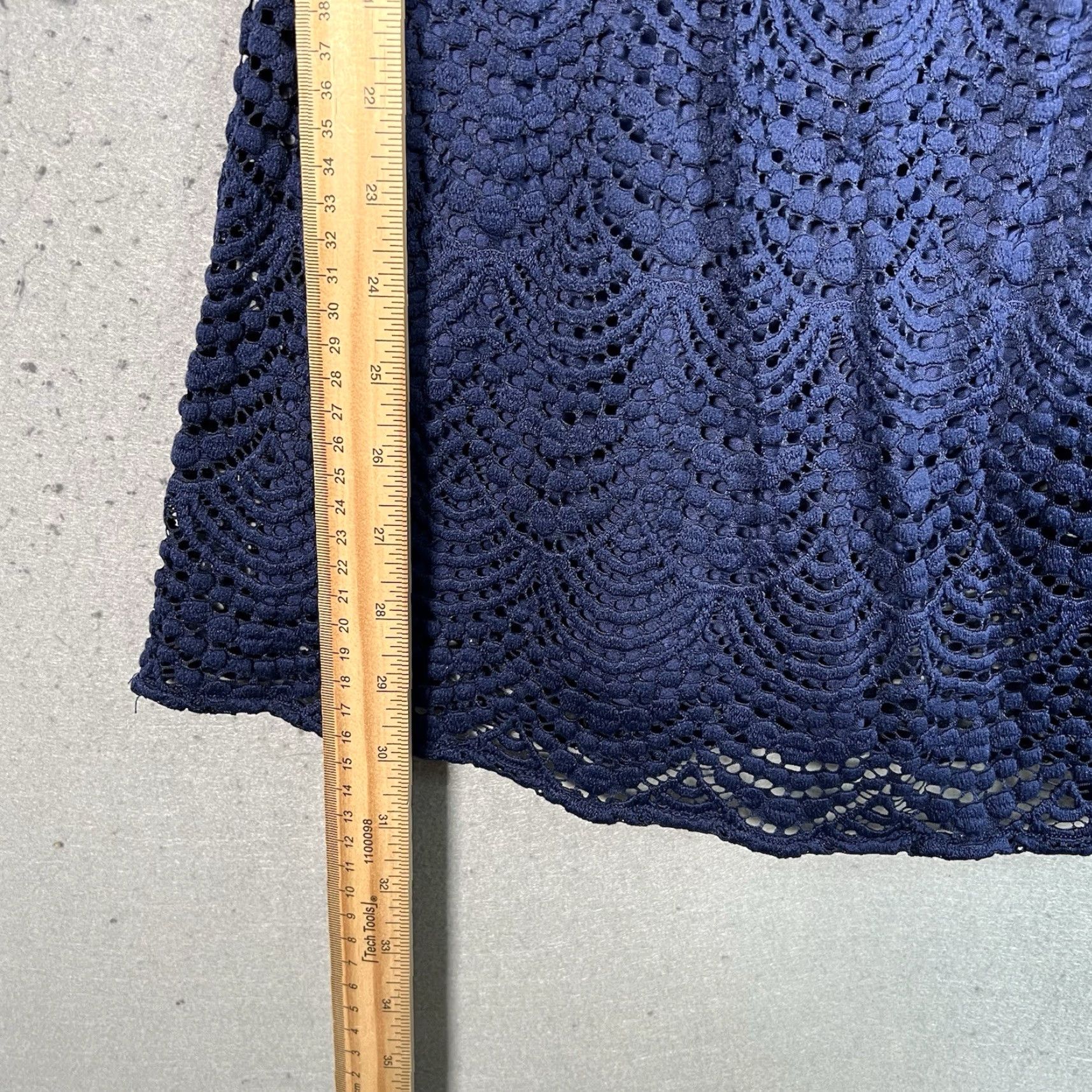 Lilly Pulitzer Lilly Pulitzer Romper Skort Adult Womens XXS Blue Lace Scalloped Shell 3/4 Sleeve Womens Size 24" / US 00 / IT 34 - 3 Thumbnail