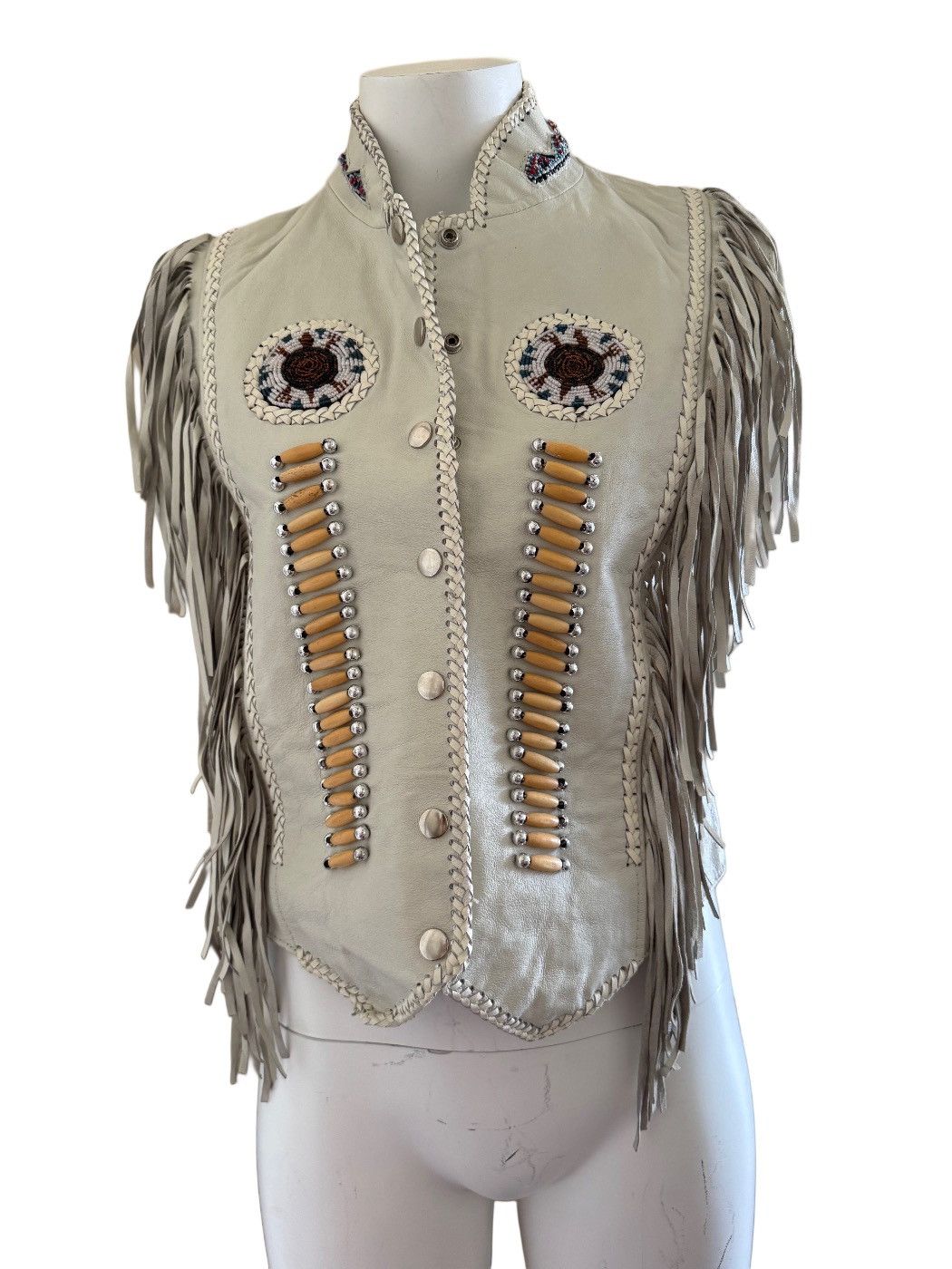 Other Bikers Apparel 2XL leather cream fringe vest epaulette bead Size XXL / US 16-18 / IT 52-54 - 3 Thumbnail