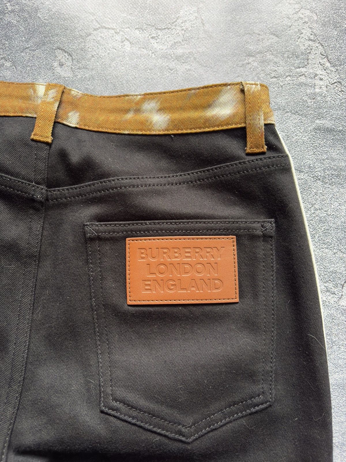 Burberry Burberry London England Luxury Deer Print Stripe Denim Pants Size 28" / US 6 / IT 42 - 3 Thumbnail