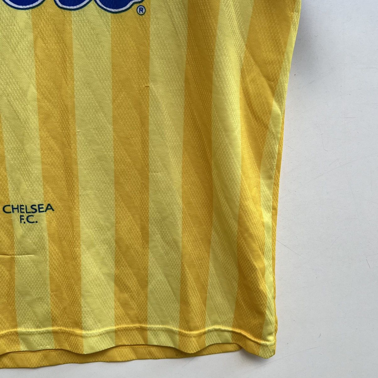 Chelsea Soccer CHELSEA LONDON 1996/1997 AWAY FOOTBALL SOCCER SHIRT JERSEY Size US XL / EU 56 / 4 - 7 Thumbnail