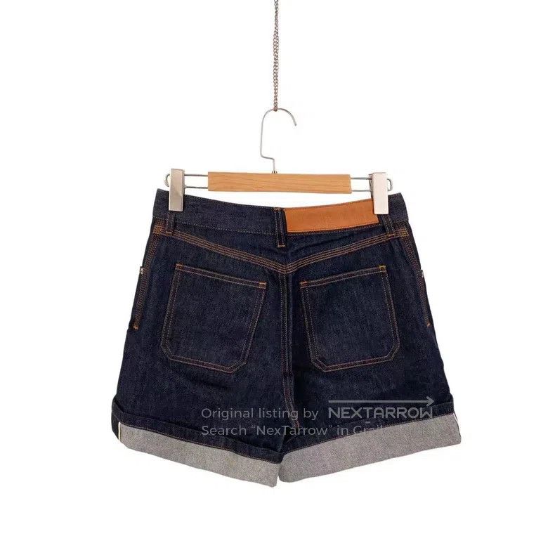 Loewe Loewe Cotton dark blue leather patch logo denim shorts Size 24" / US 00 / IT 34 - 2 Thumbnail