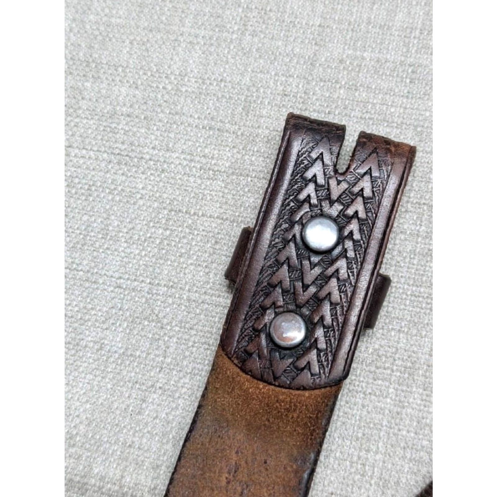 Vintage VINTAGE Handcrafted Western Belt Buckle Belt 42 Brown COWBOY basketweave Men XS? Size 42 - 4 Thumbnail