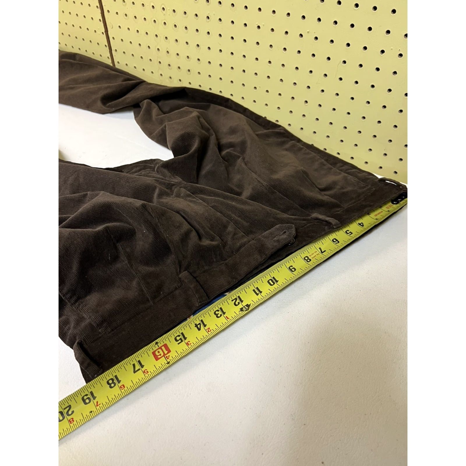 Polo Ralph Lauren Polo Ralph Lauren Corduroy Chino Pants Brown Pleated Cuffed Men's 38x29 Regular Straight Inseam 29 in Size US M / EU 48-50 / 2 - 8 Thumbnail