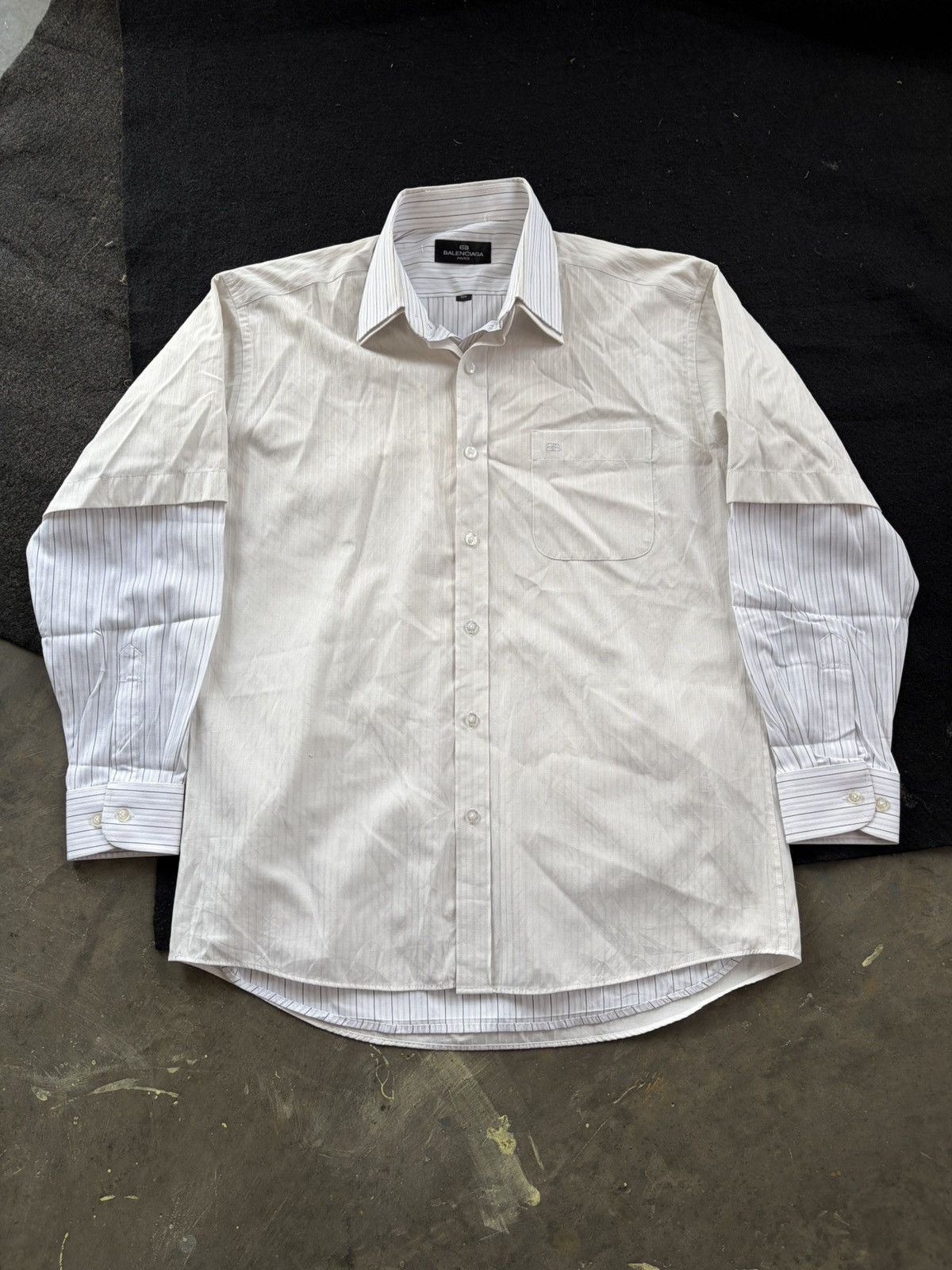 Balenciaga Balenciaga double layered vintage shirt button Size US L / EU 52-54 / 3 - 2 Thumbnail