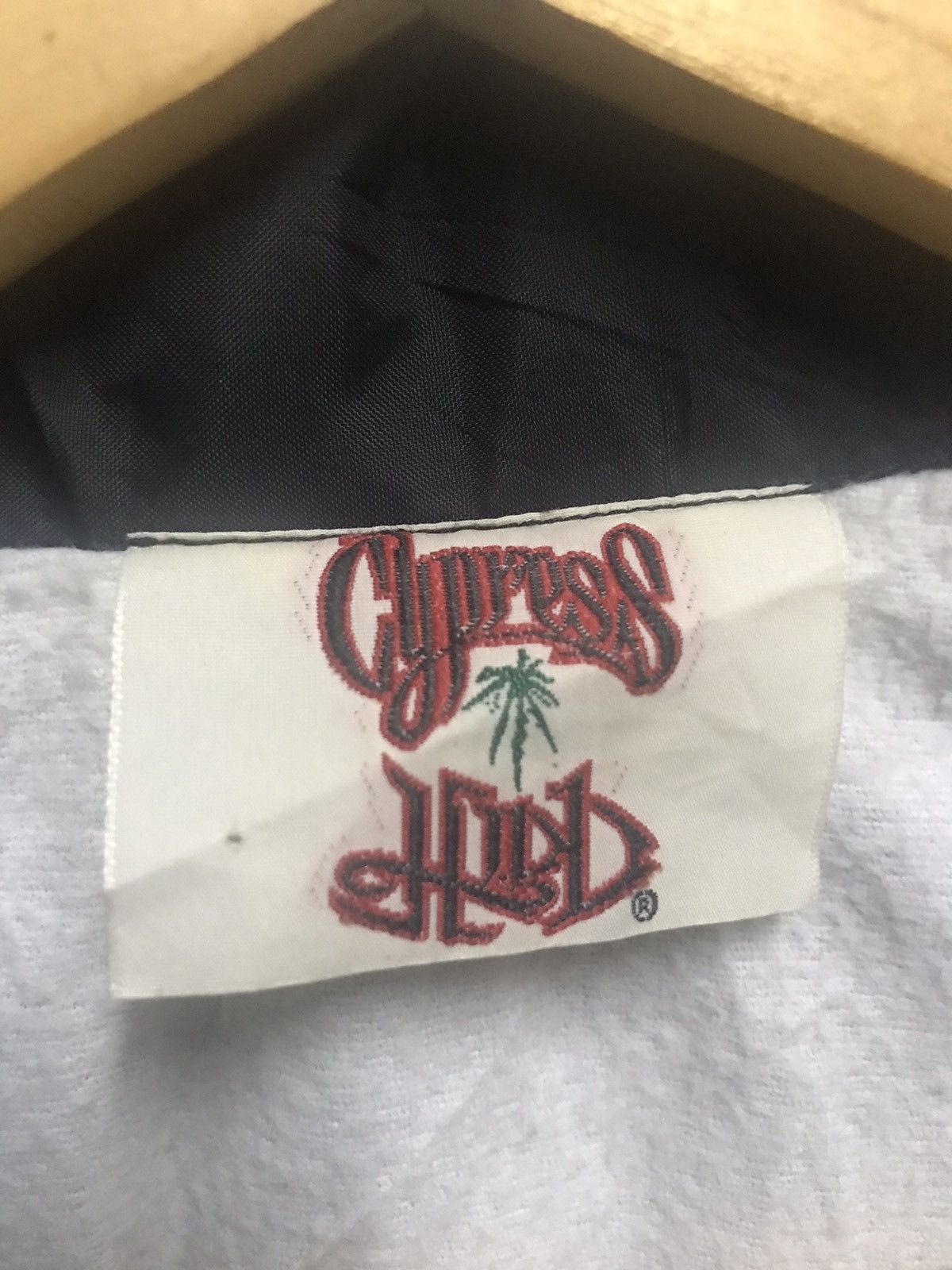 Band Tees Vtg 90’s CYPRESS HILL by ROCK EMBASSY Size US XL / EU 56 / 4 - 5 Thumbnail