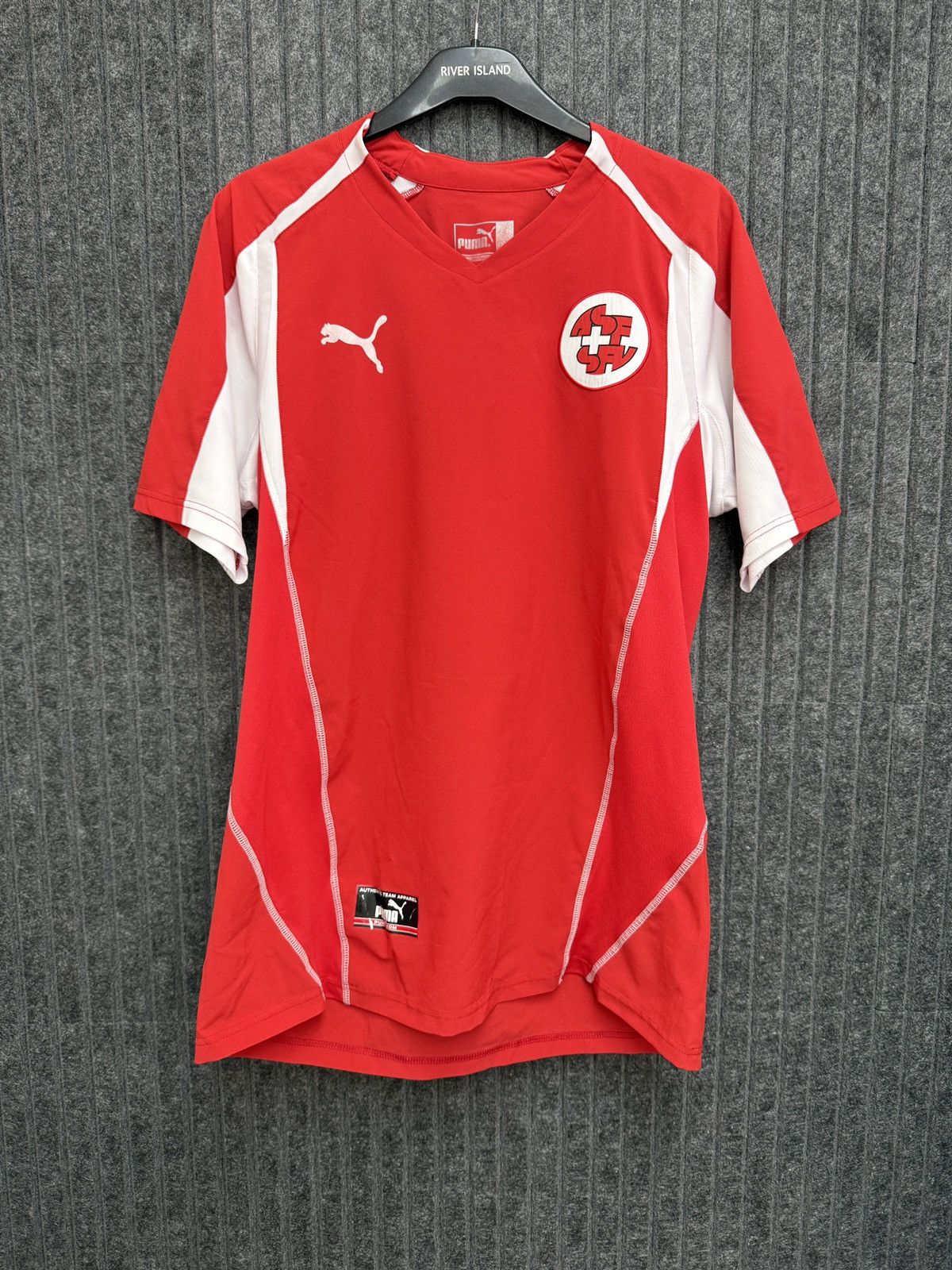 Puma Vintage Puma Switzerland Football Home Jersey Wicky #8 Size US L / EU 52-54 / 3 - 2 Thumbnail