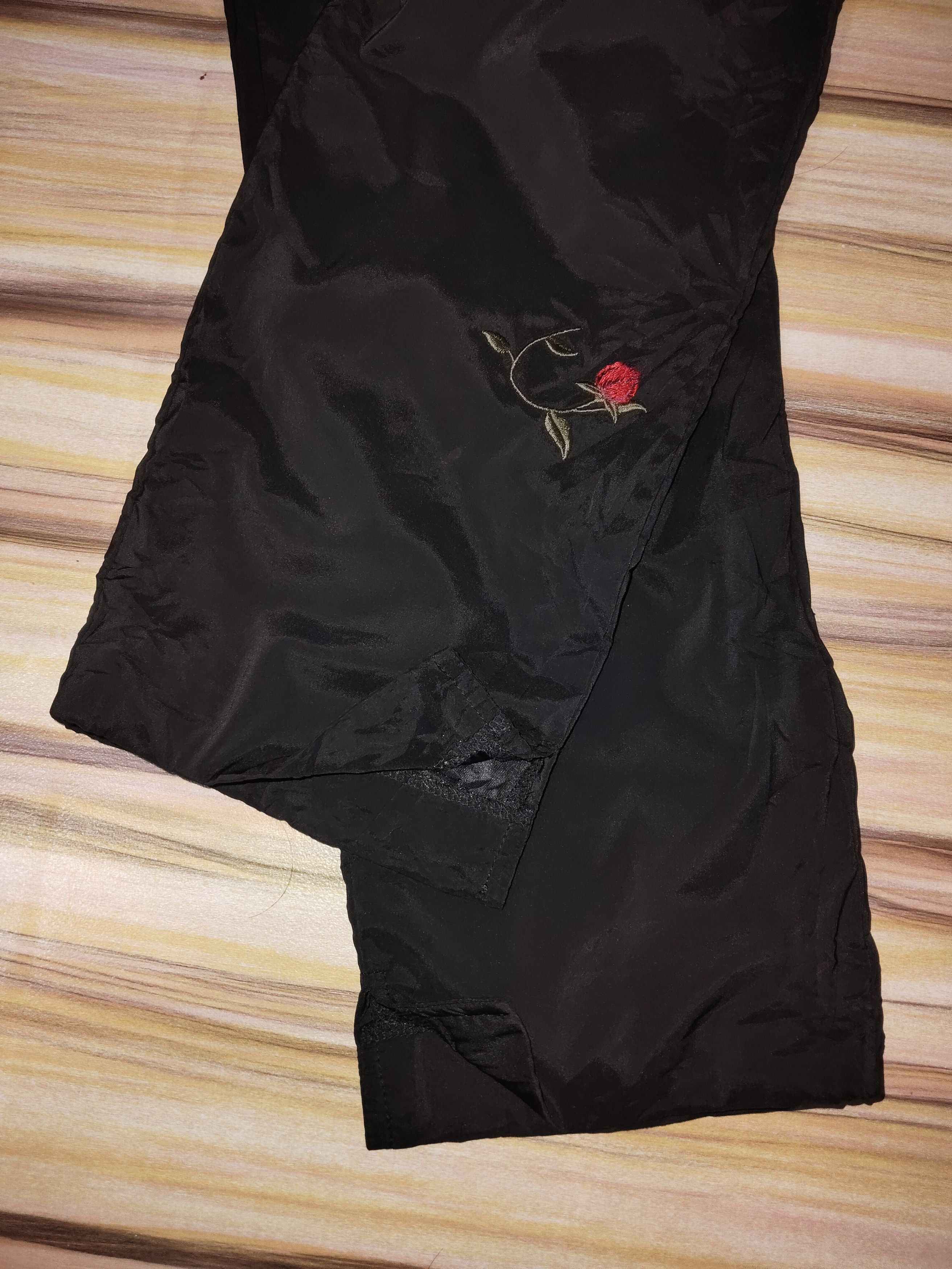 Louis Vuitton Vintage LOUIS VUITTON Rayon Rose Pants Size 26" / US 2 / IT 38 - 9 Thumbnail